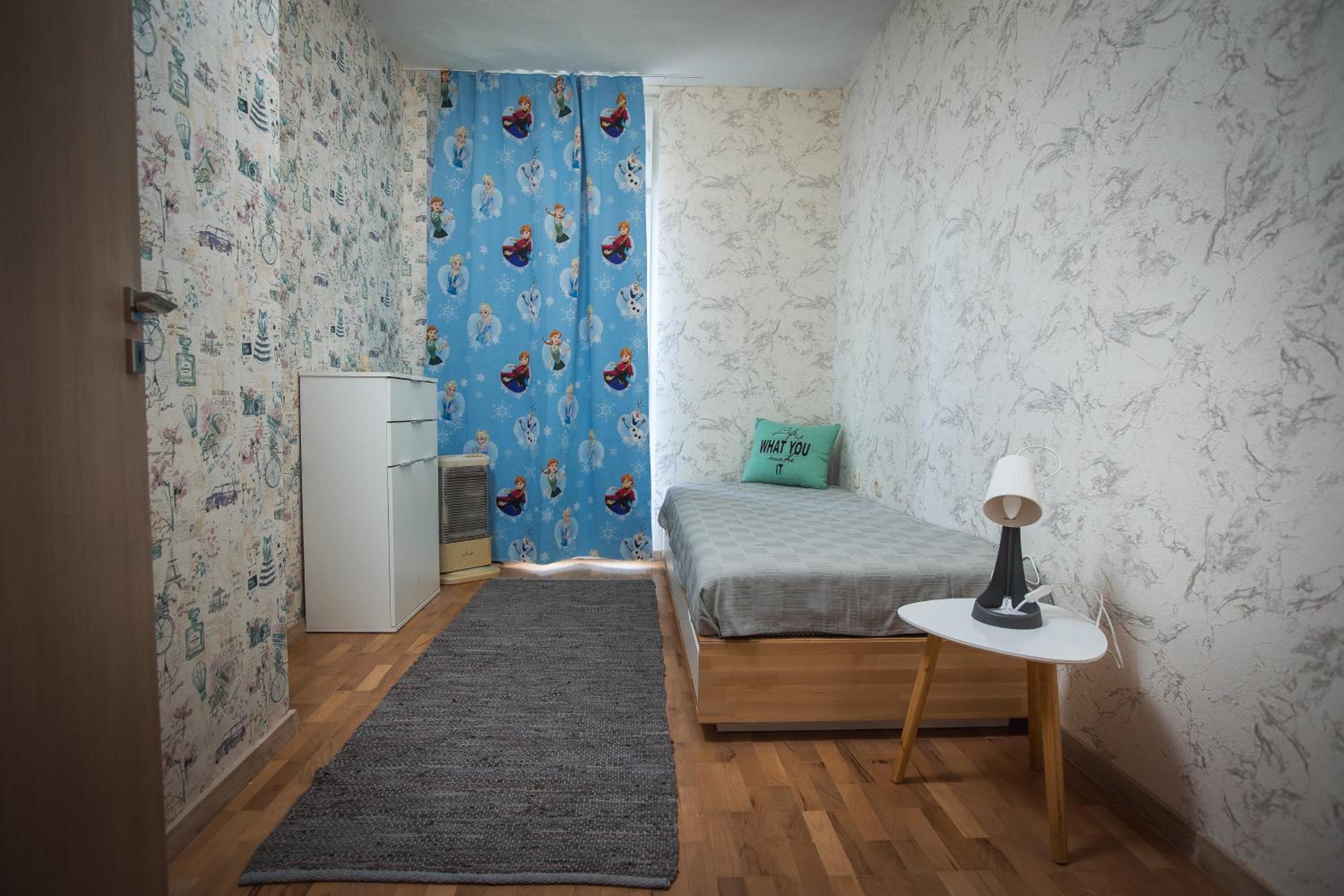 Two-Bedroom Apartment - Photo 7