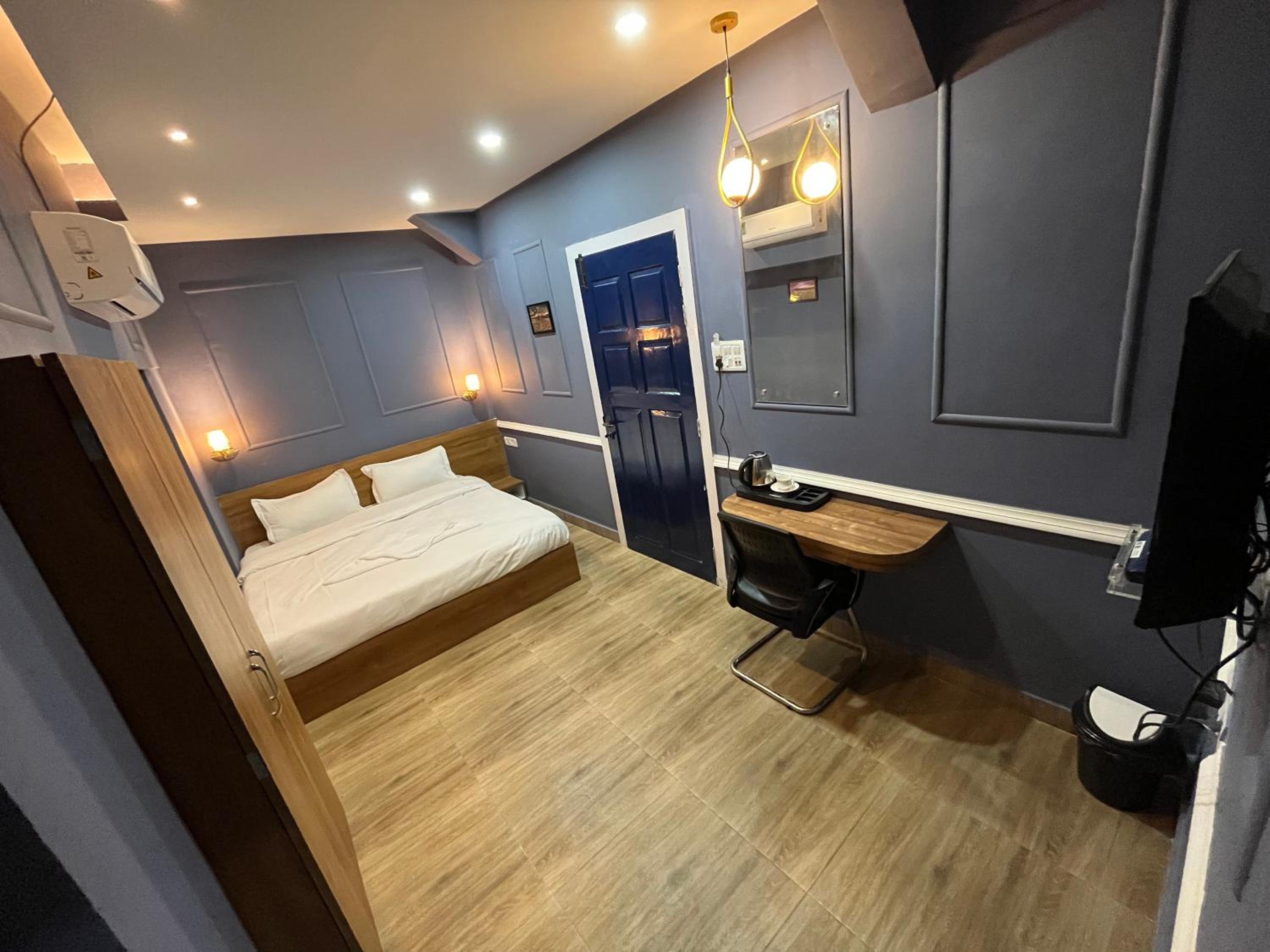Deluxe Double Room photo 3