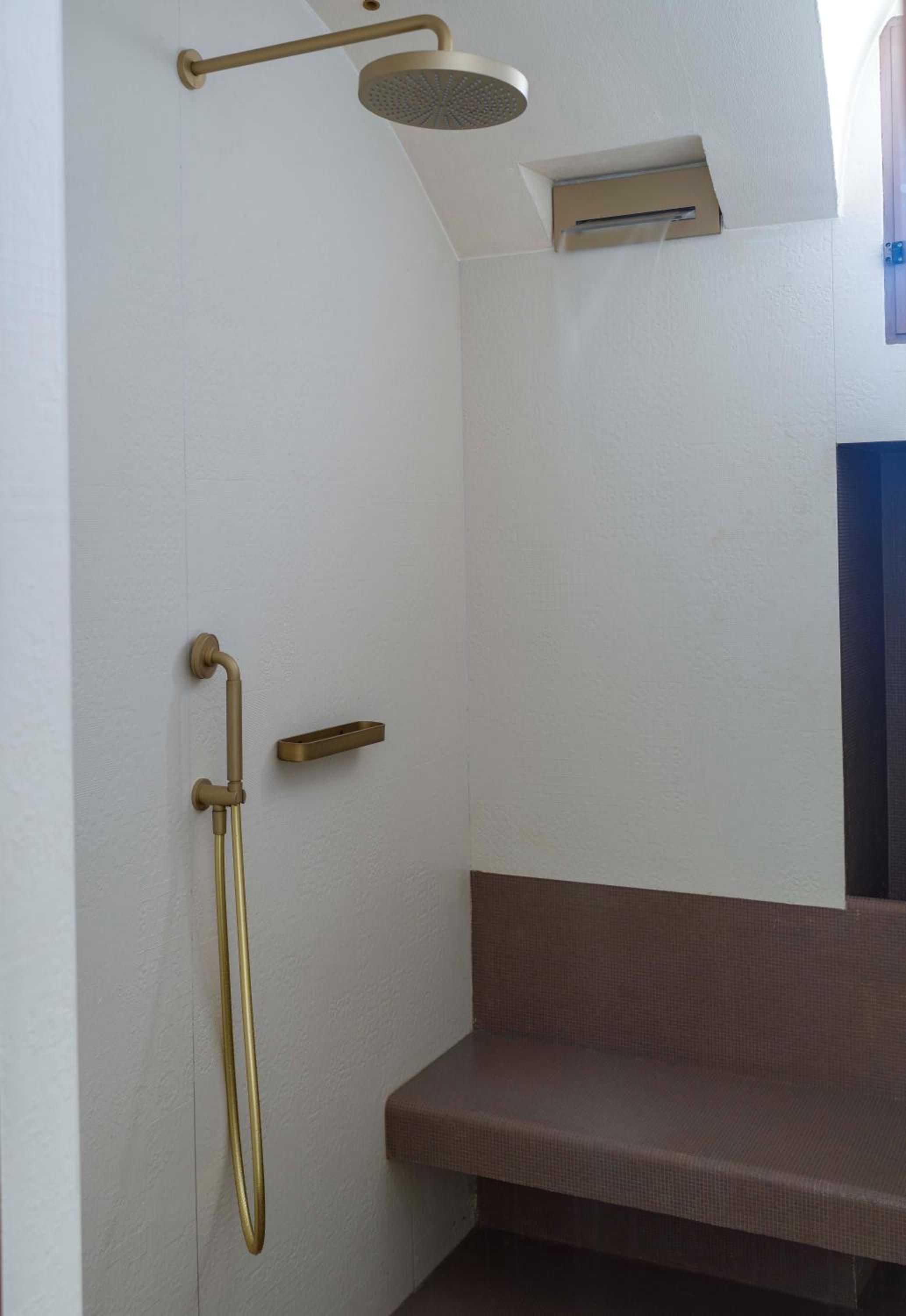 Deluxe Double Room - Photo 18