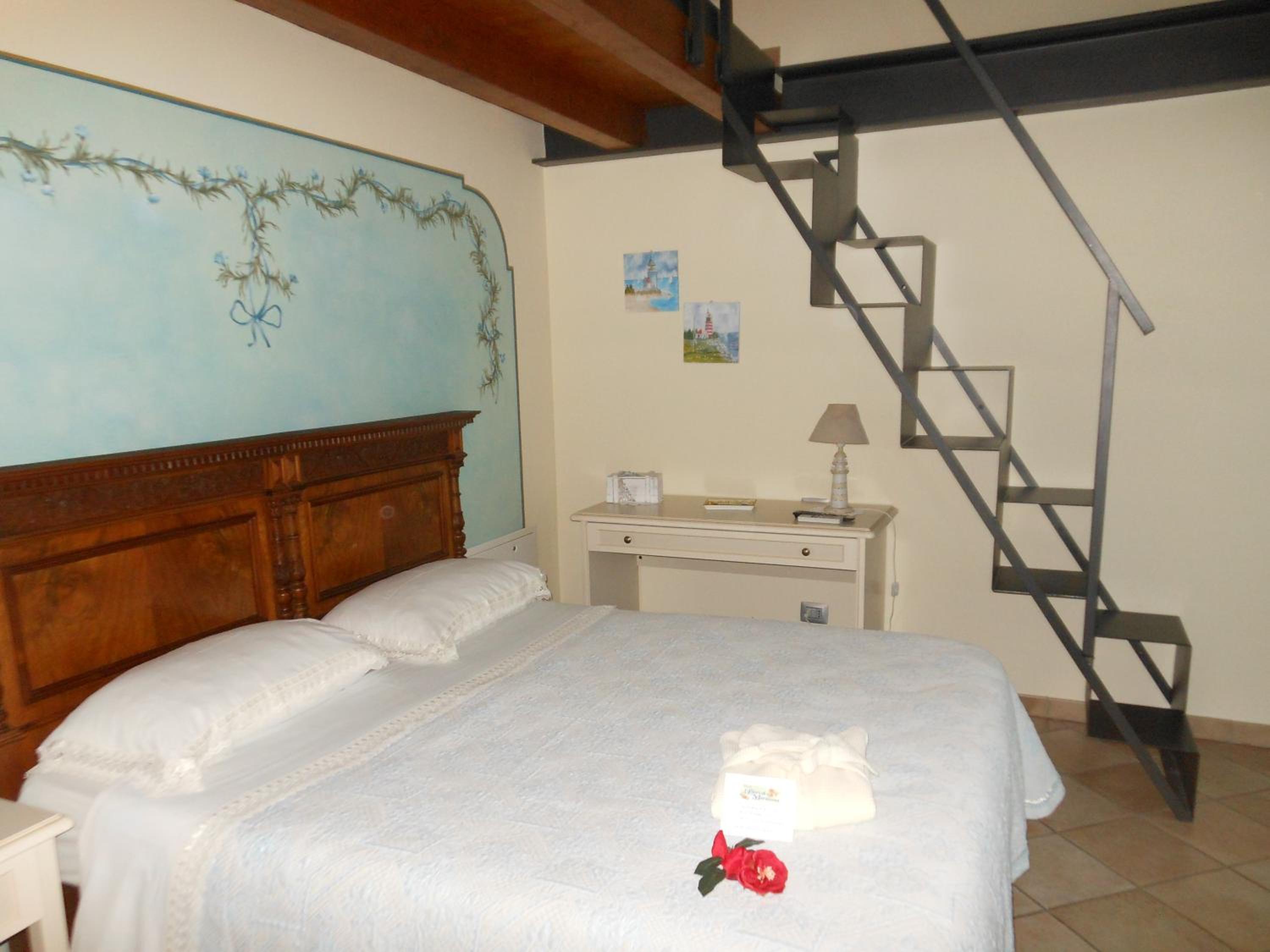 Quadruple Room - Photo 12