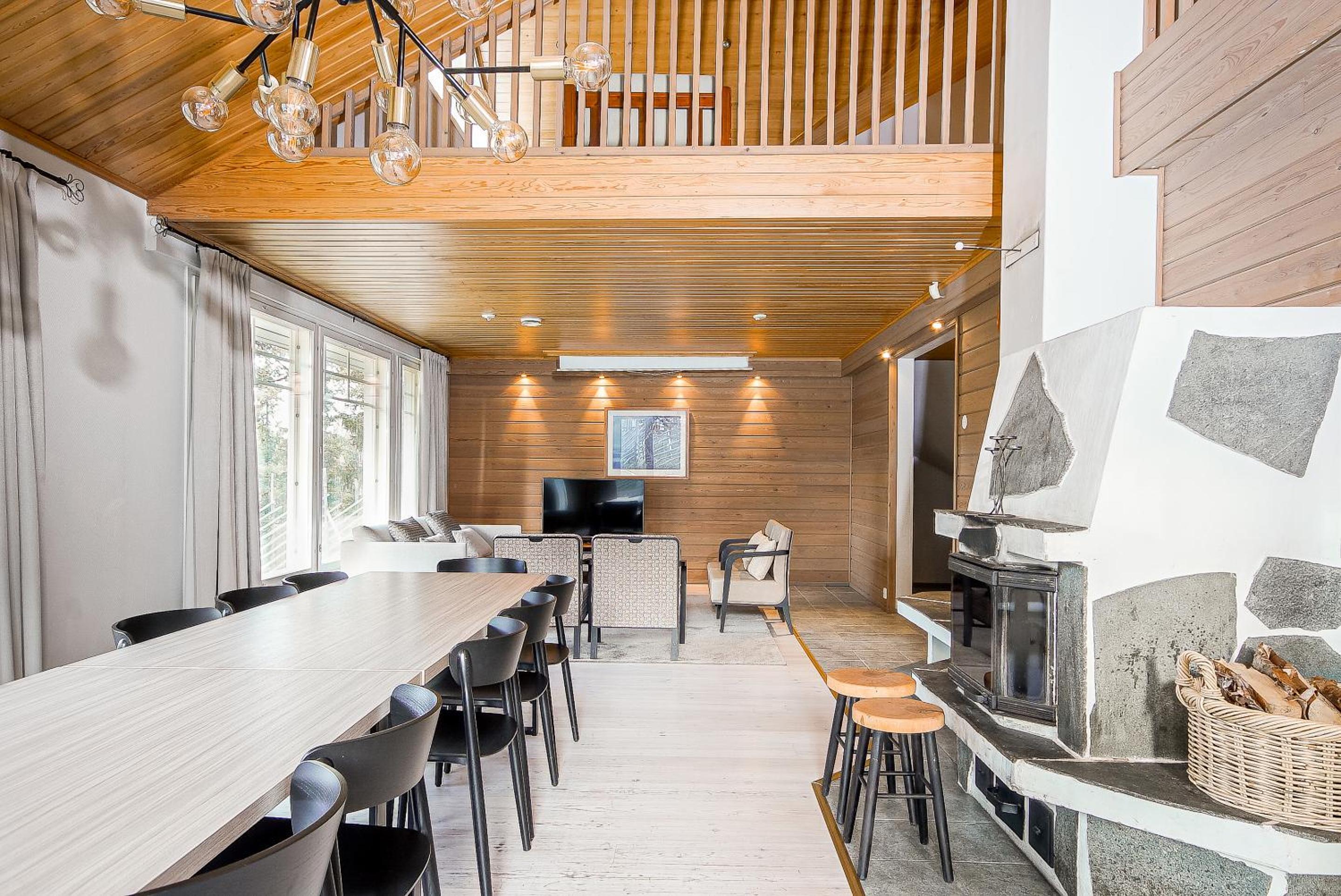 Villa photo 3