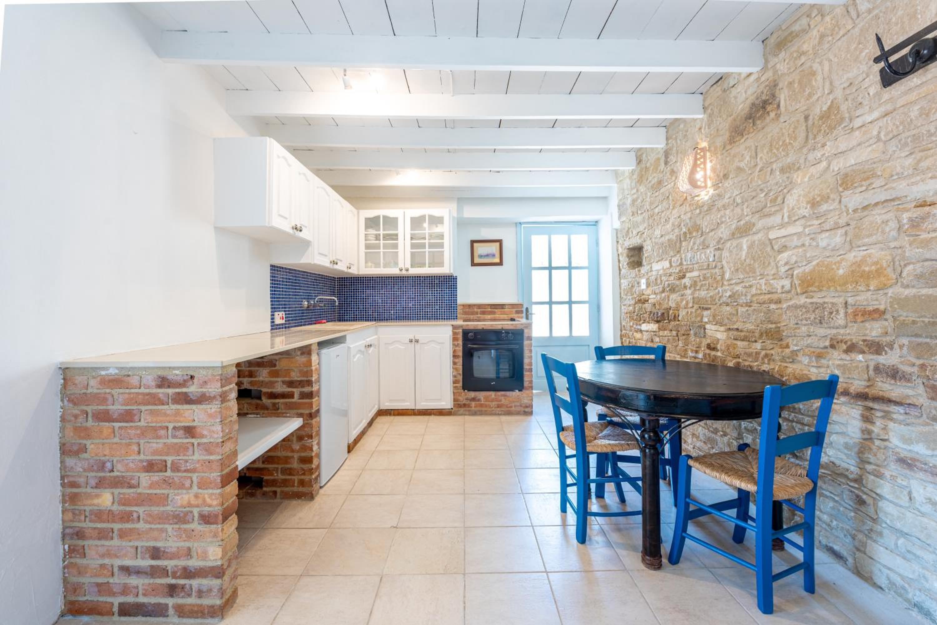 One-Bedroom Apartment - Mespilo House