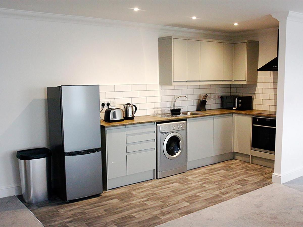 Three-Bedroom Apartment photo 1
