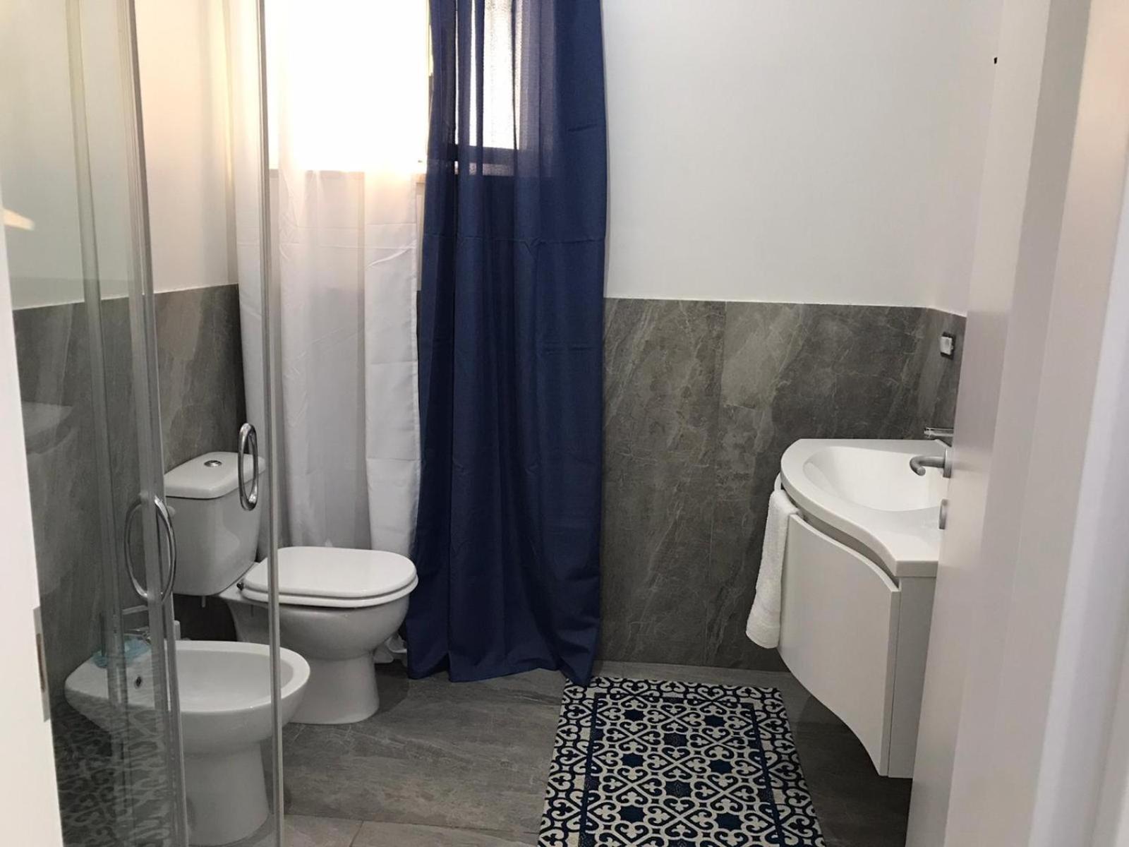 Three-Bedroom Villa photo 3