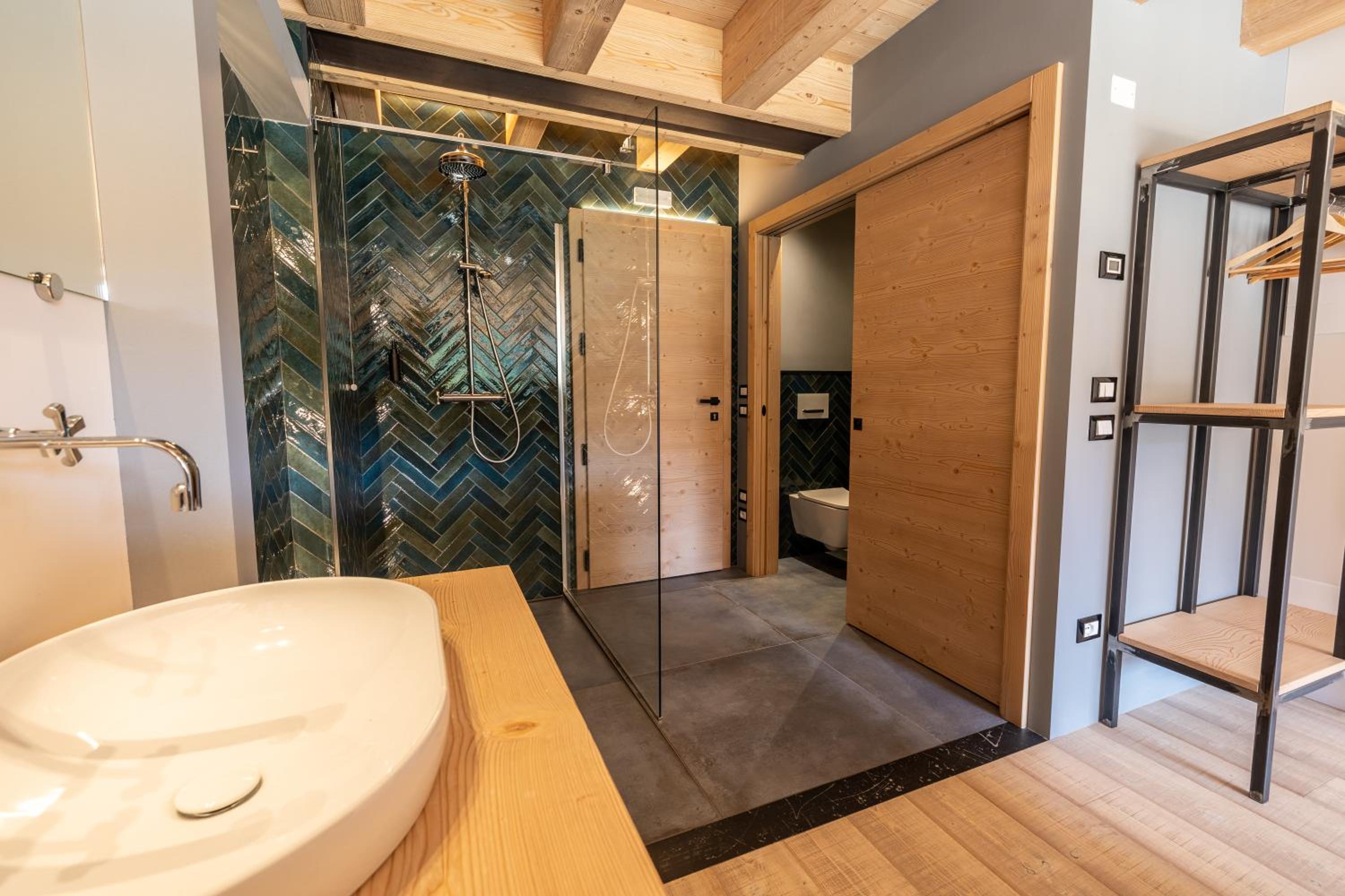Superior Double Room with Lake View - Photo 5