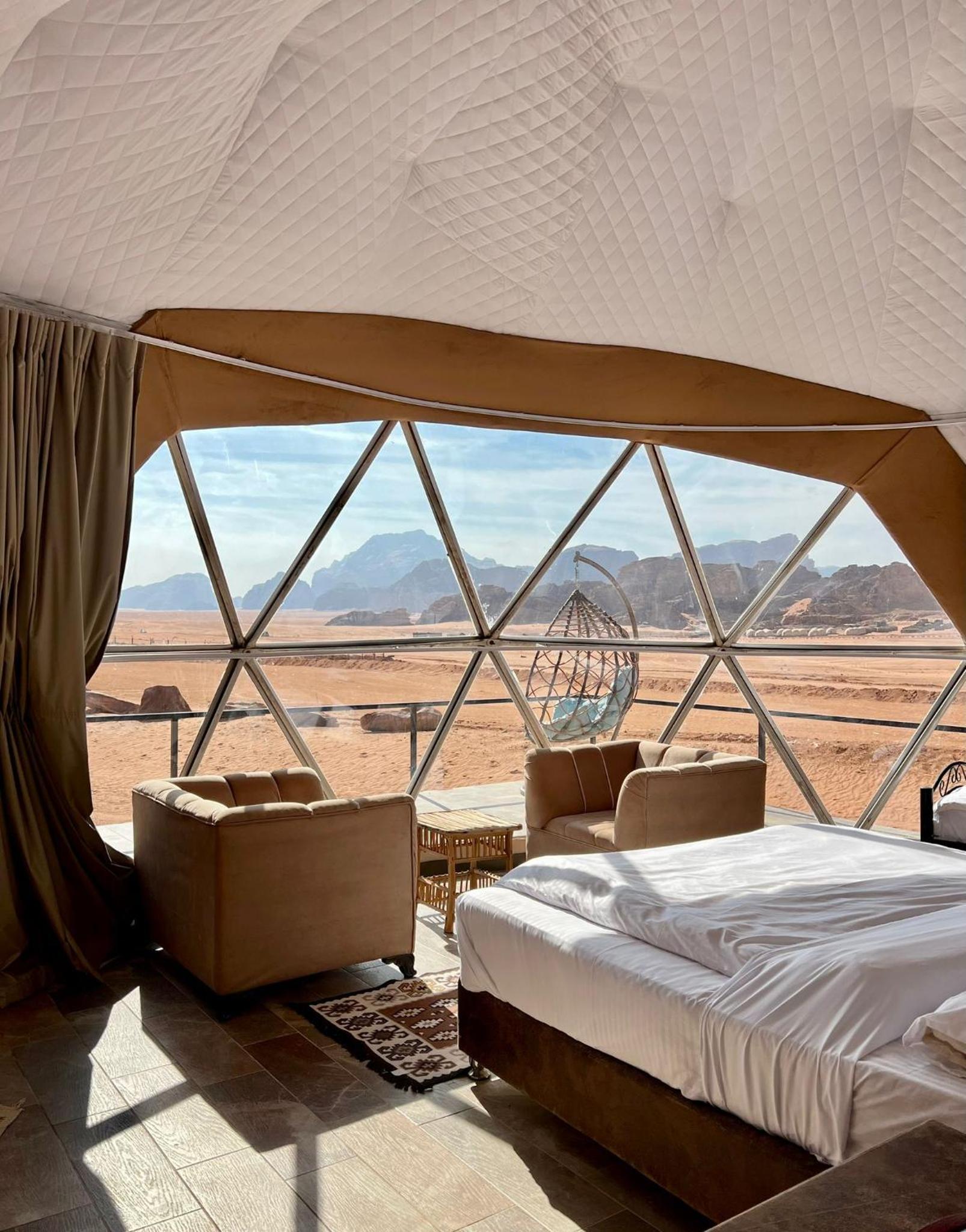 Martian Tent photo 3