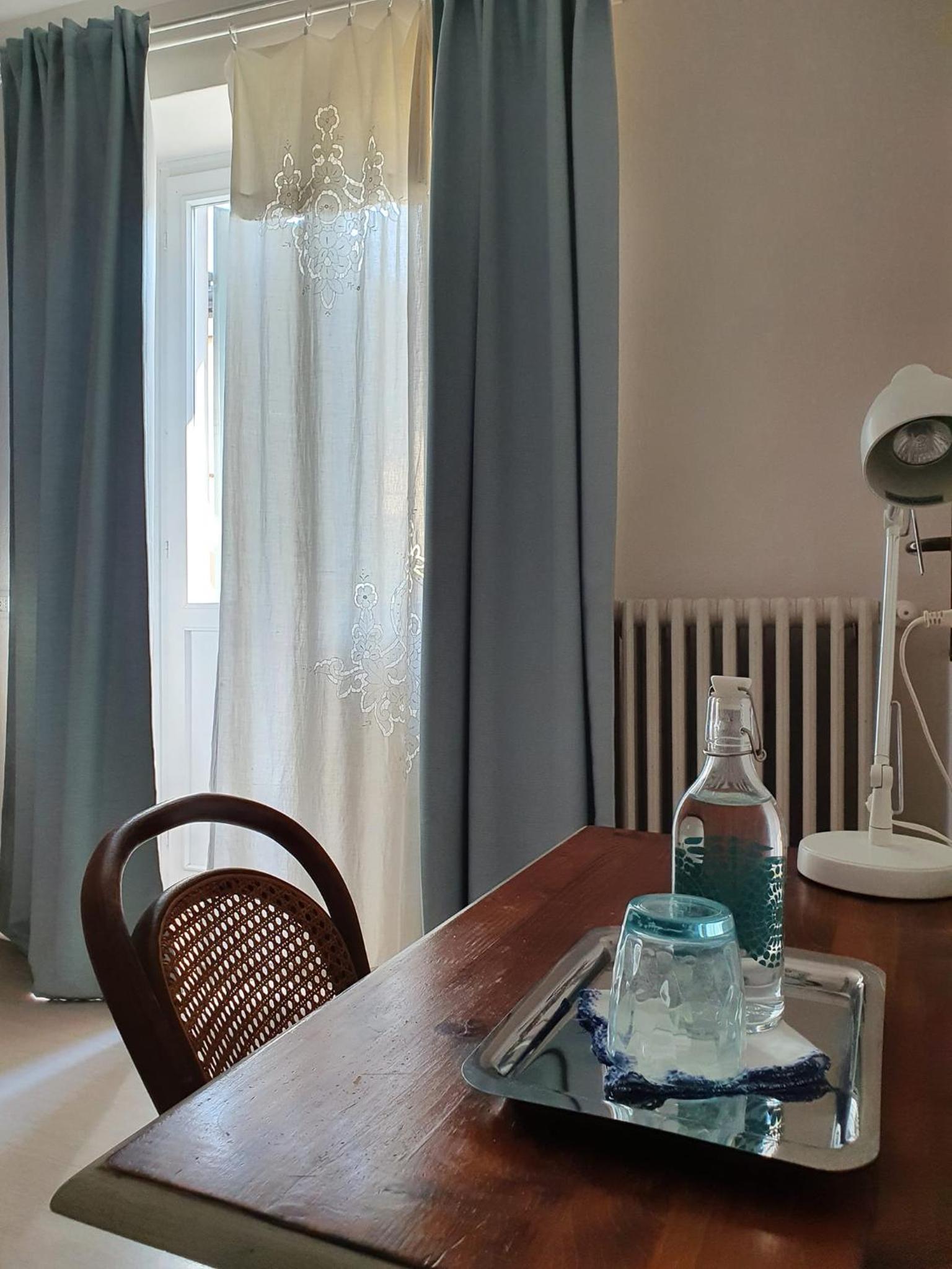 Twin Room - Photo 9