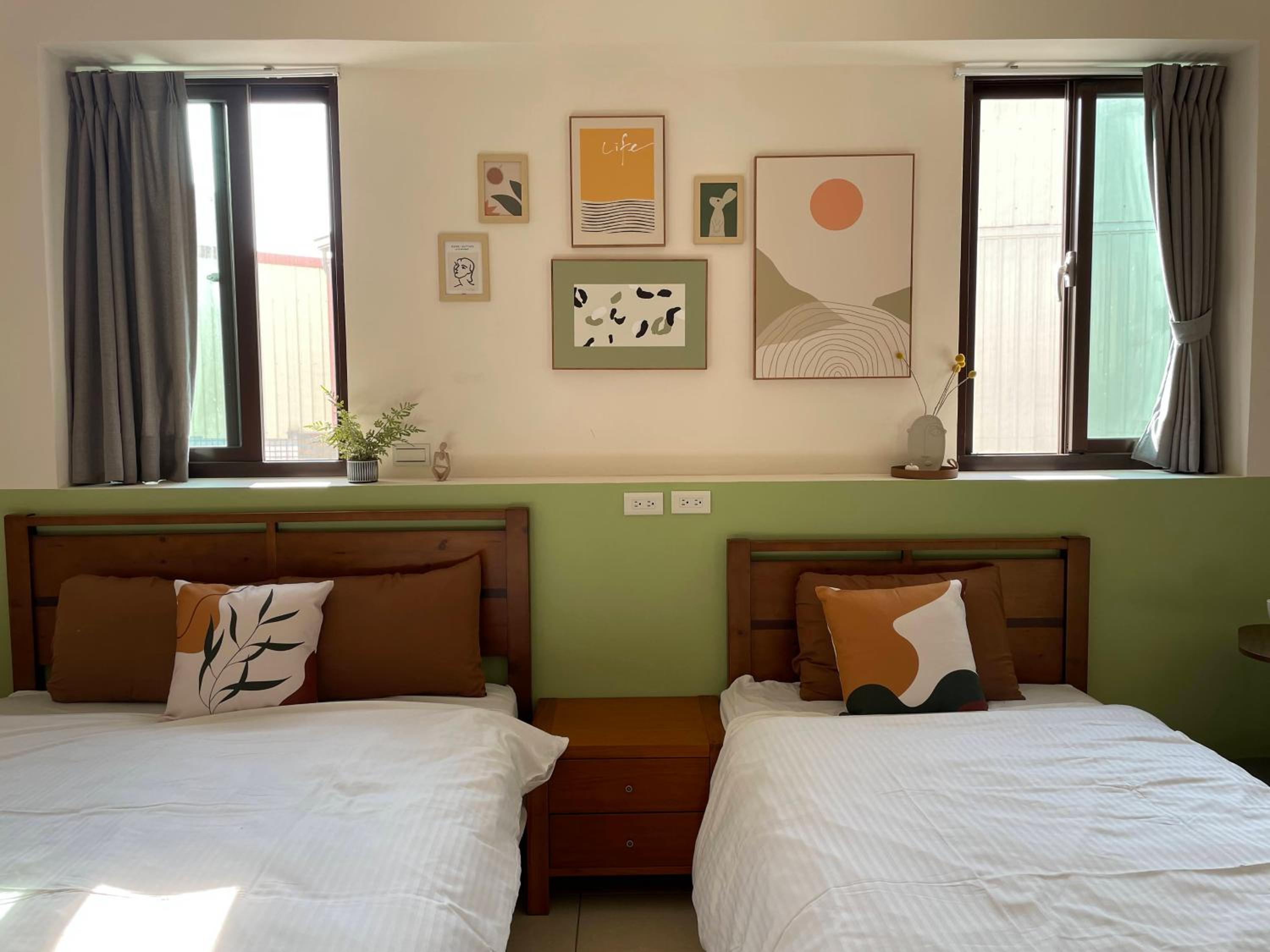 Triple Room with Private Bathroom photo 3