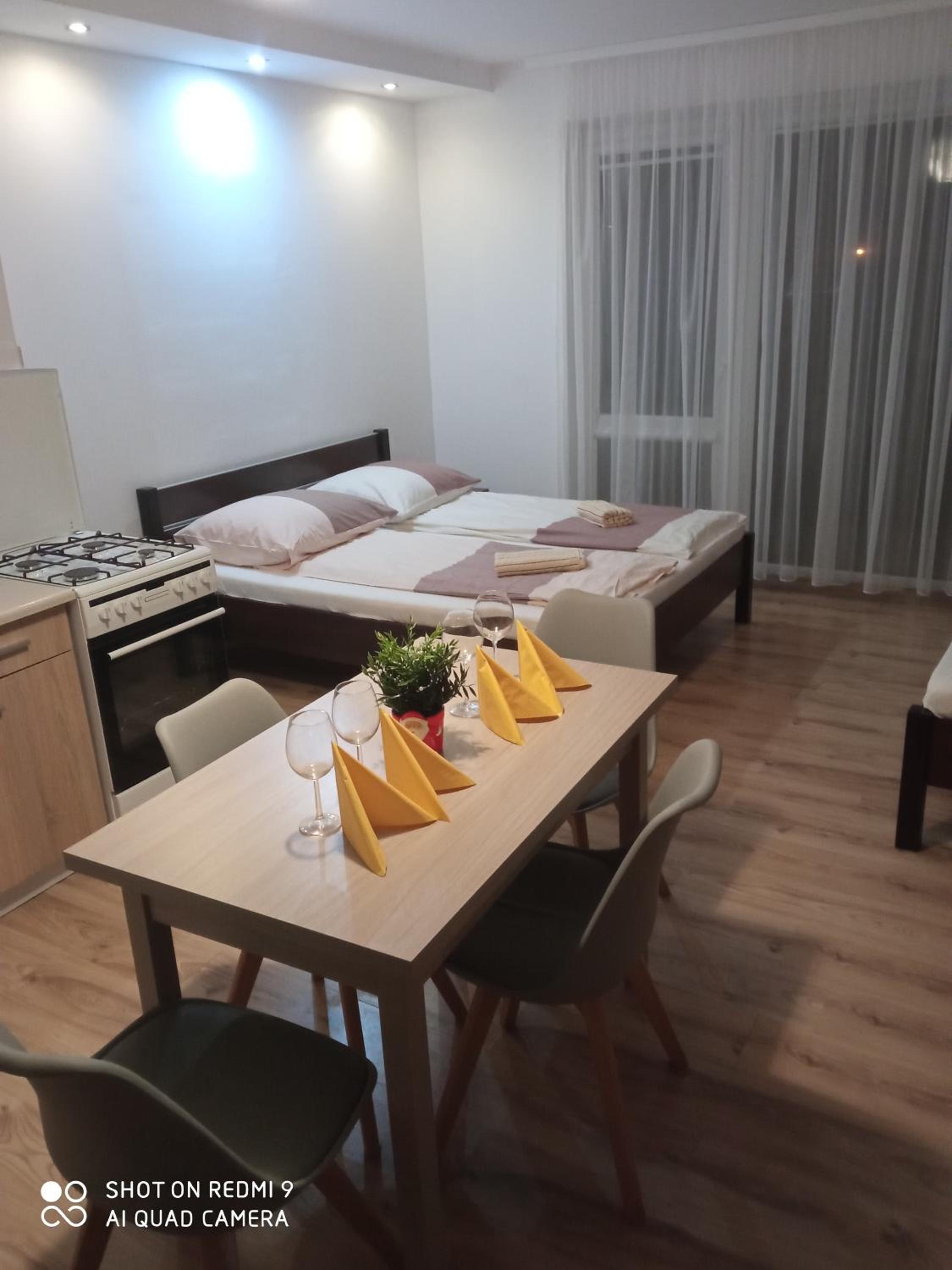 Quadruple Room - Photo 11