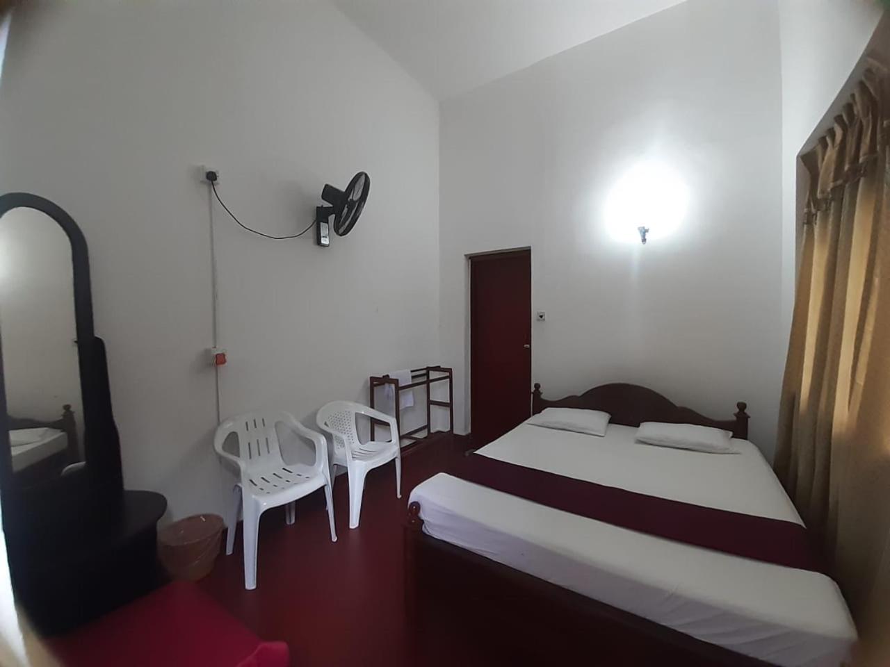 Double Room with Private Bathroom photo 3