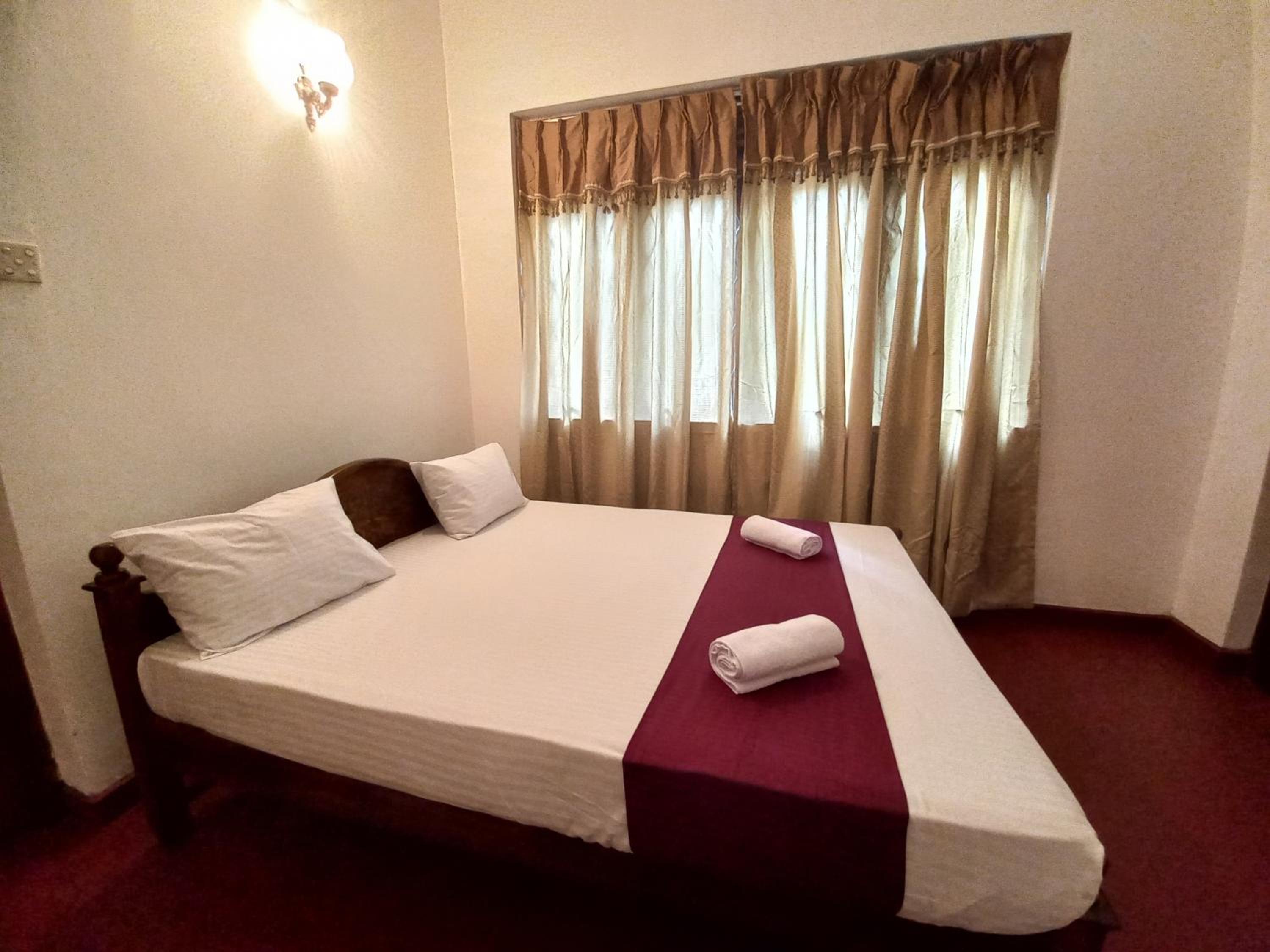 Double Room with Private Bathroom photo 2