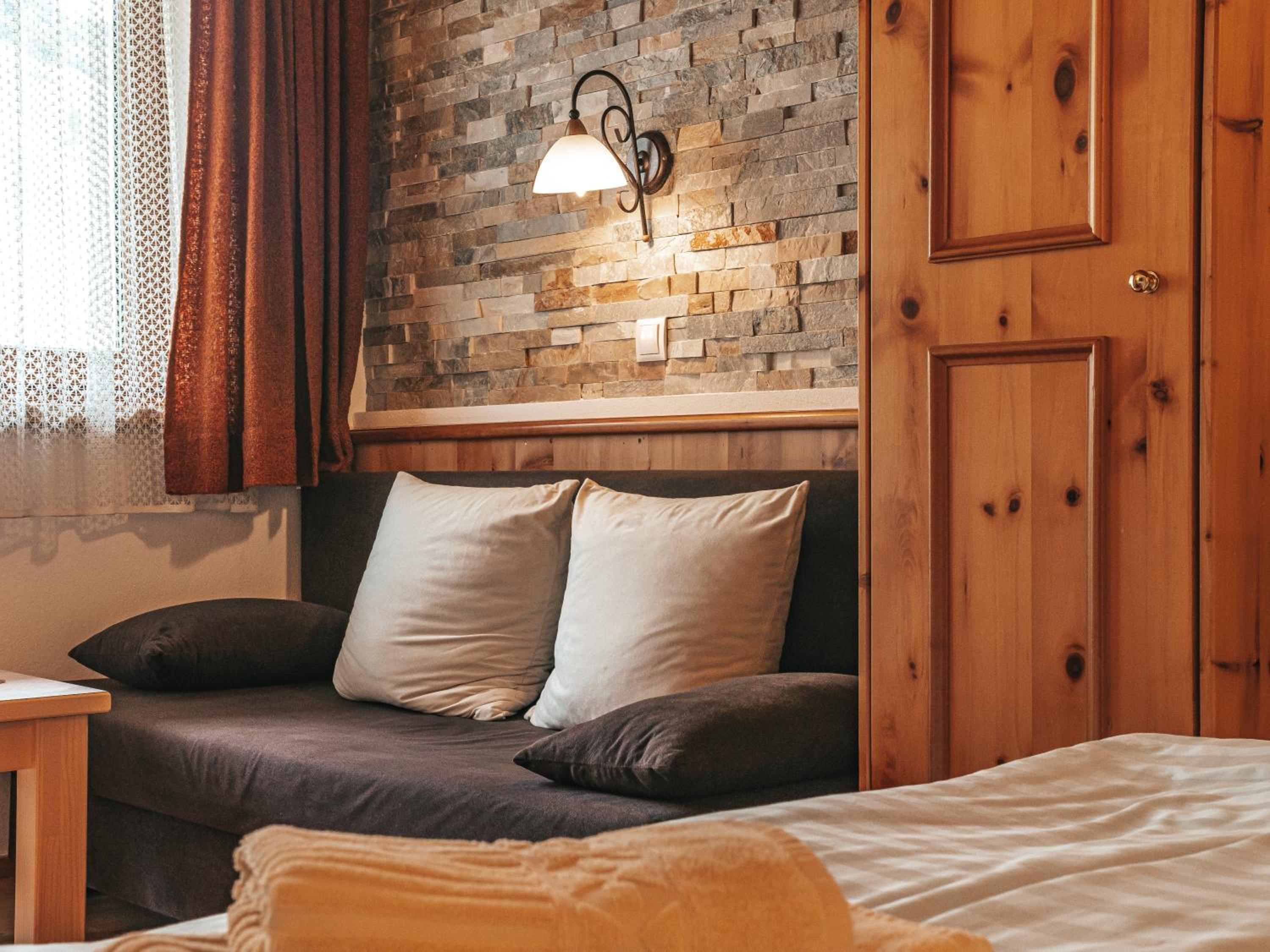 Superior Double Room - Photo 4
