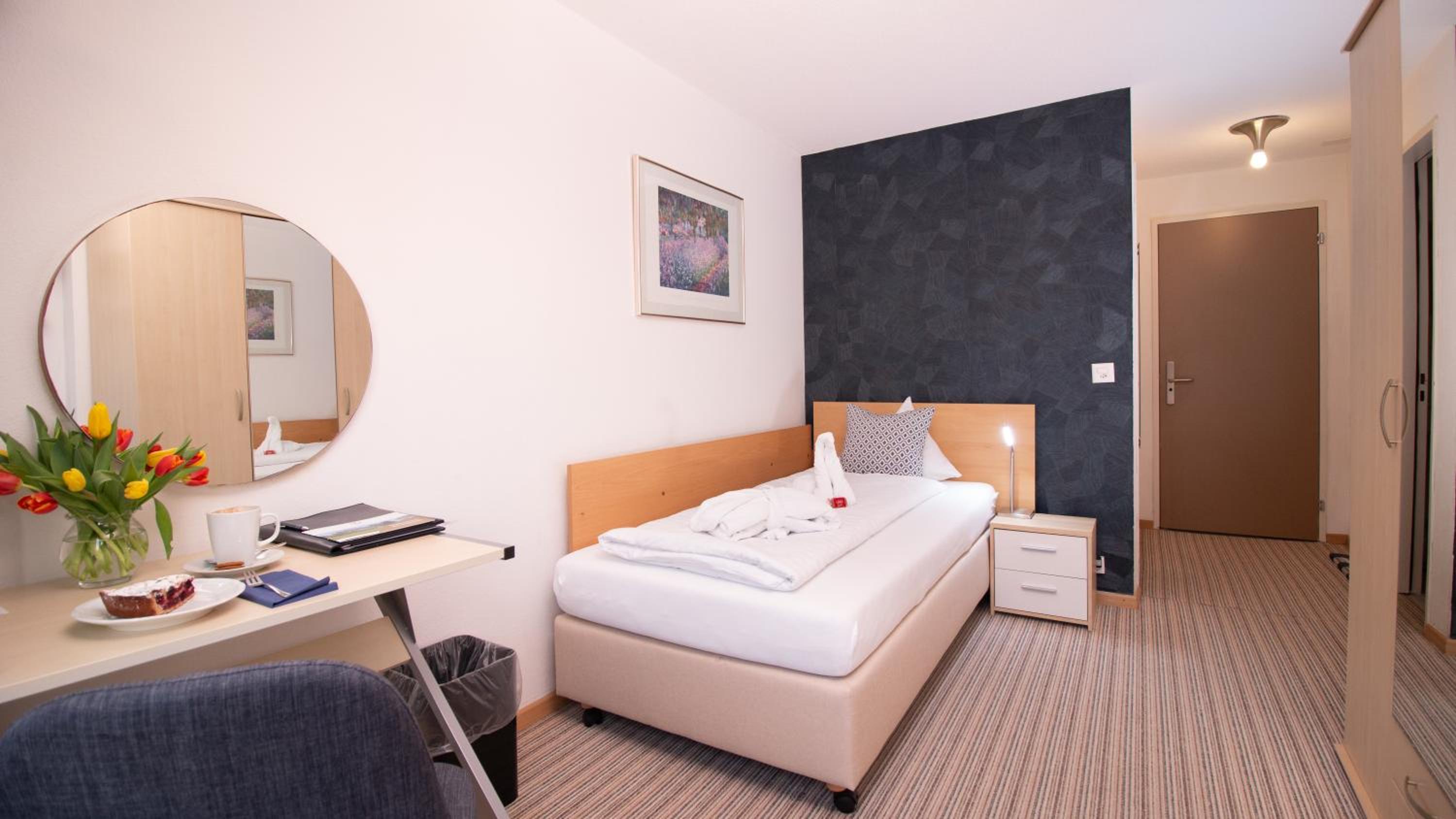 Standard Single Room photo 2