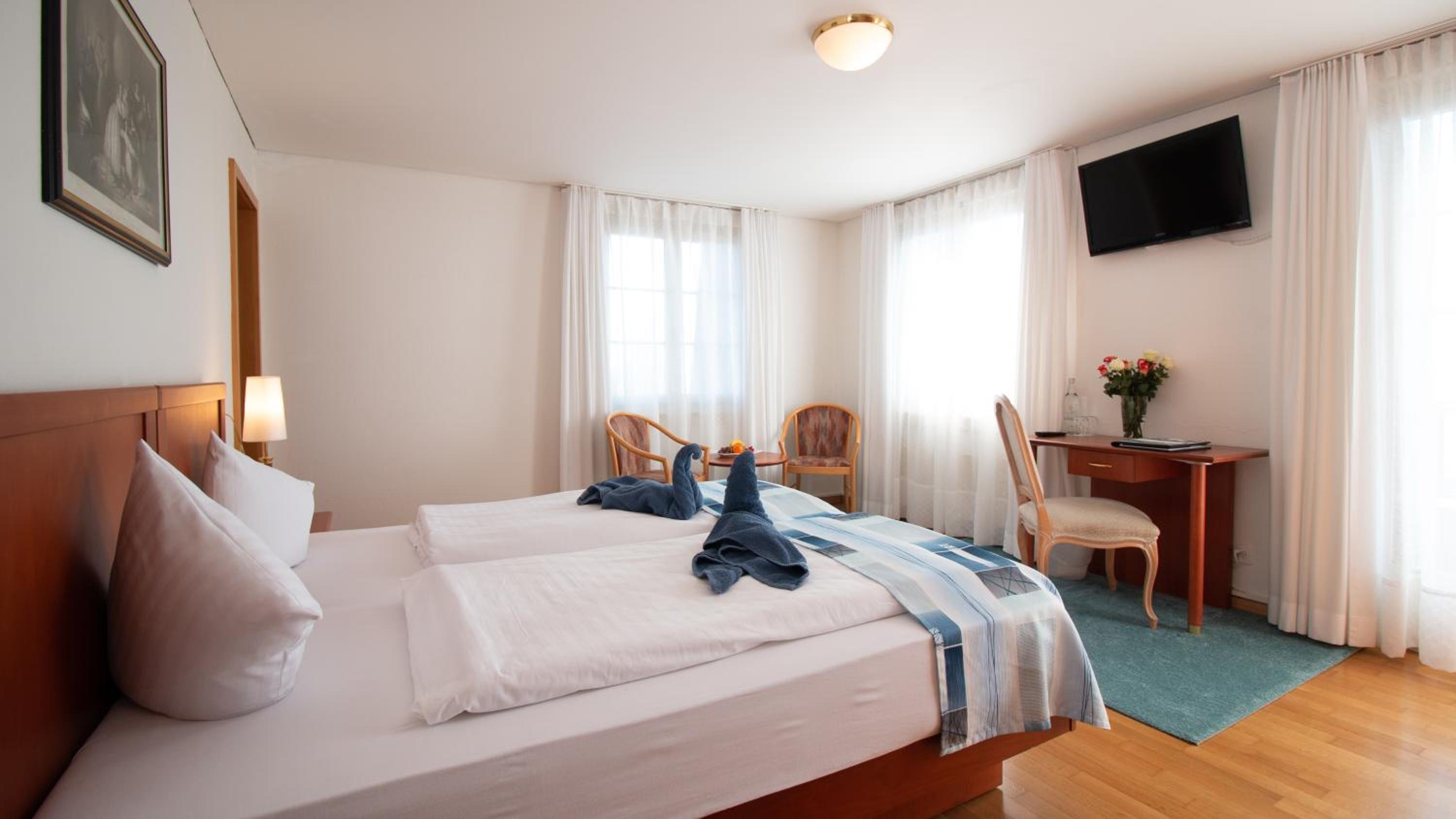 Economy Double Room - Photo 3
