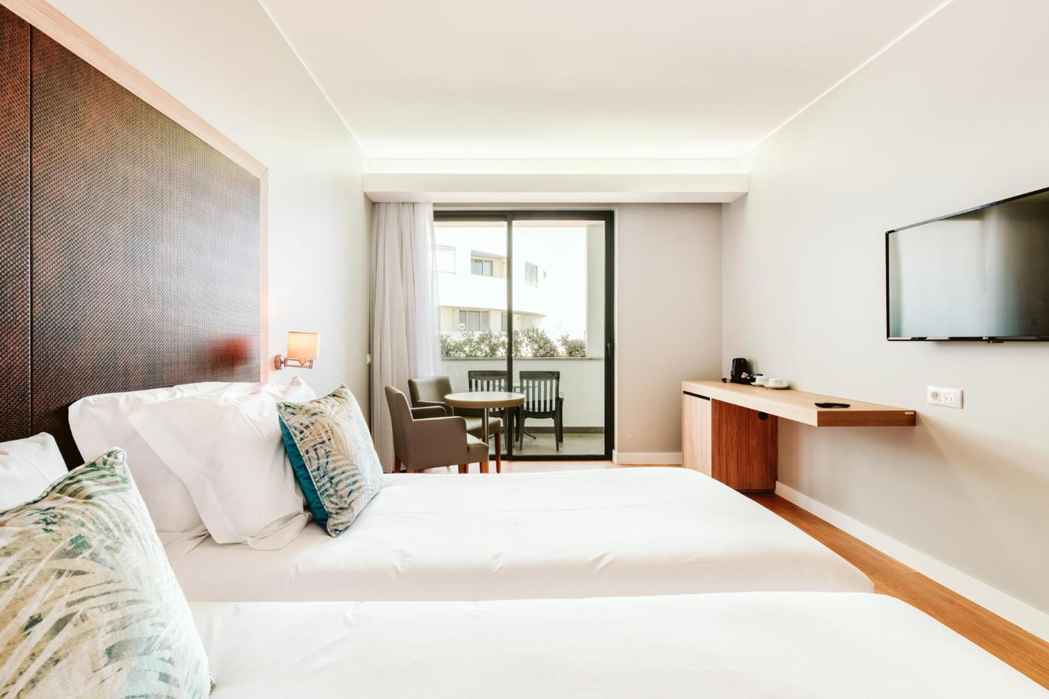 Classic Twin Room - Photo 6