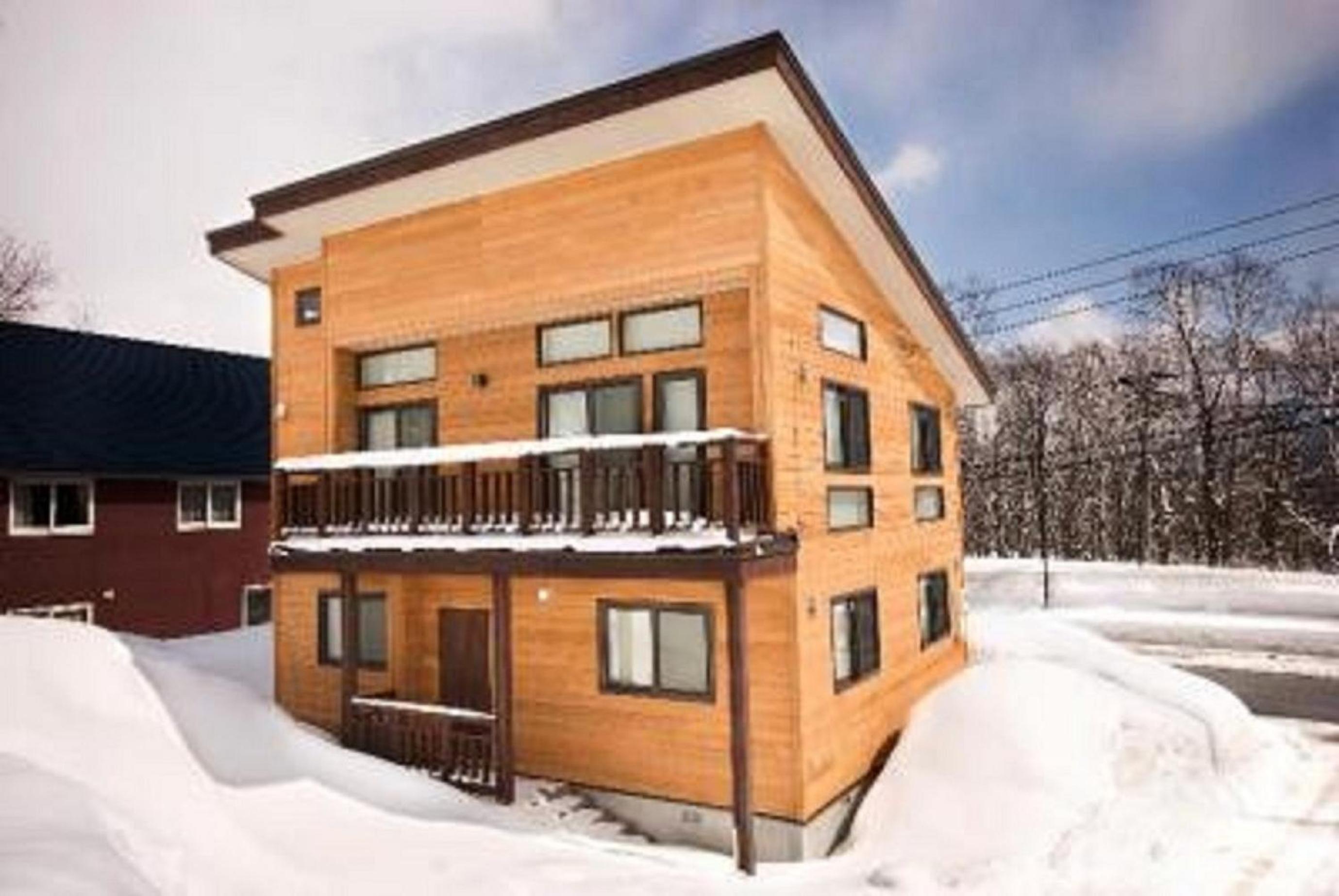 Three-Bedroom Chalet photo 3