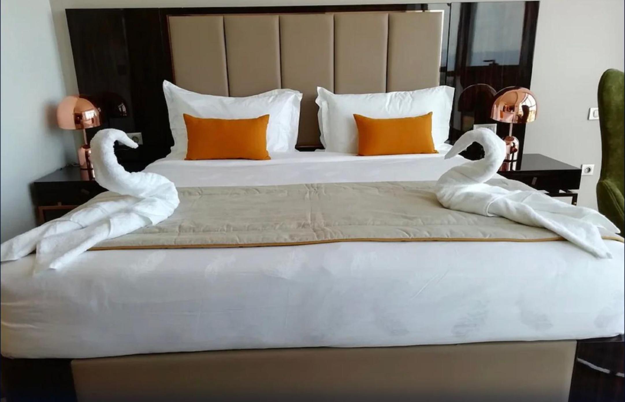 Standard Double or Twin Room photo 3