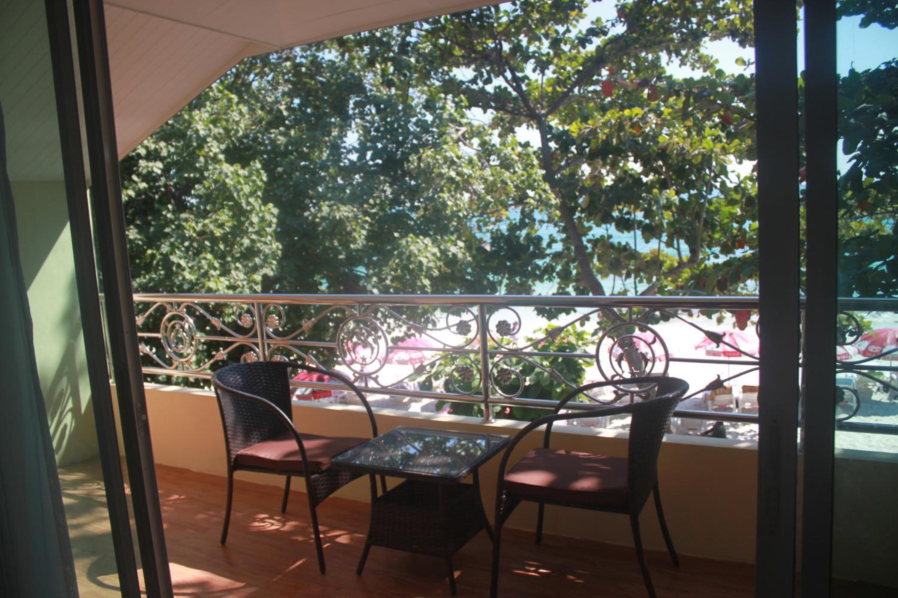 King Room with Sea View - Photo 3