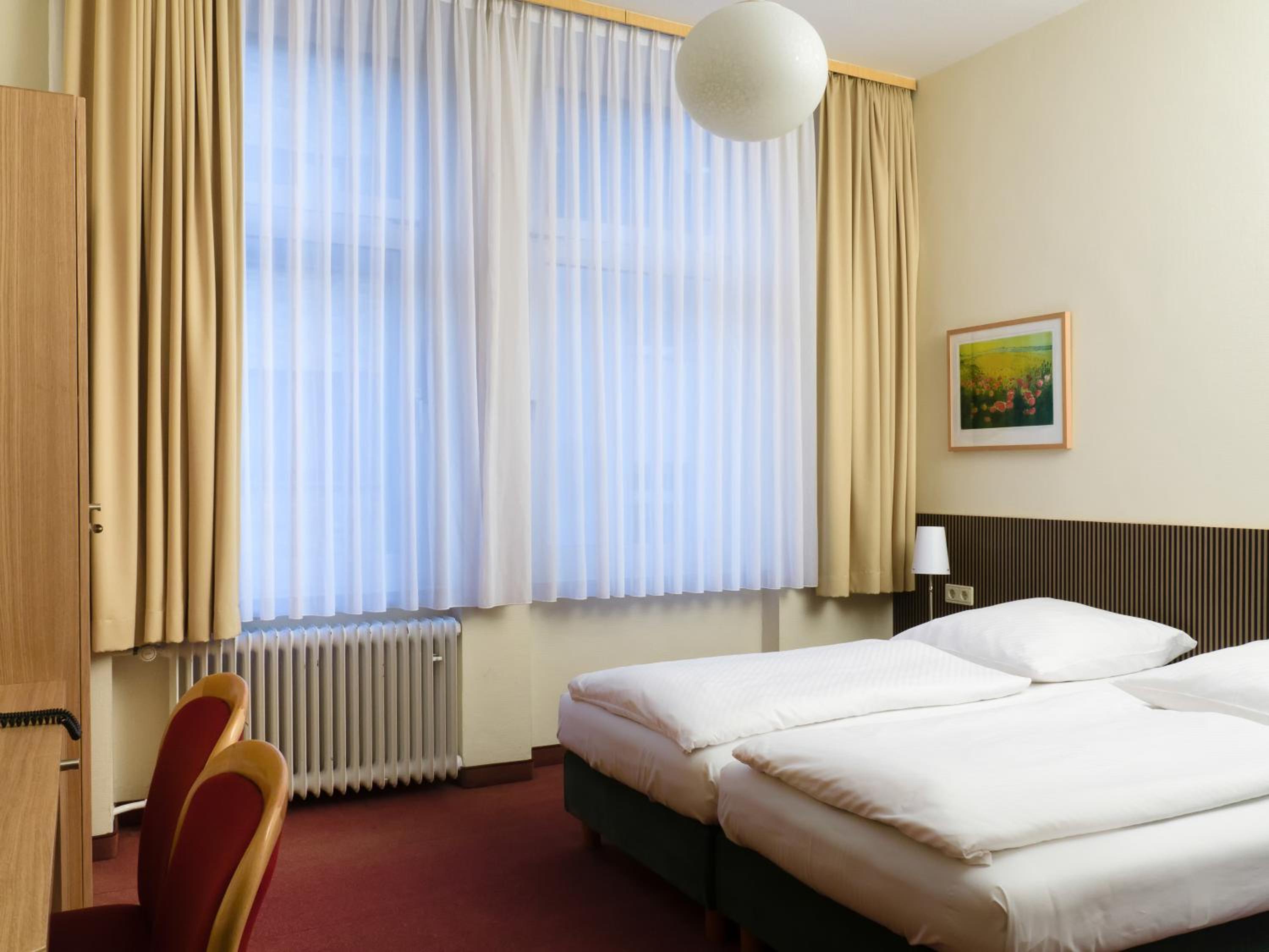 Double or Twin Room photo 2