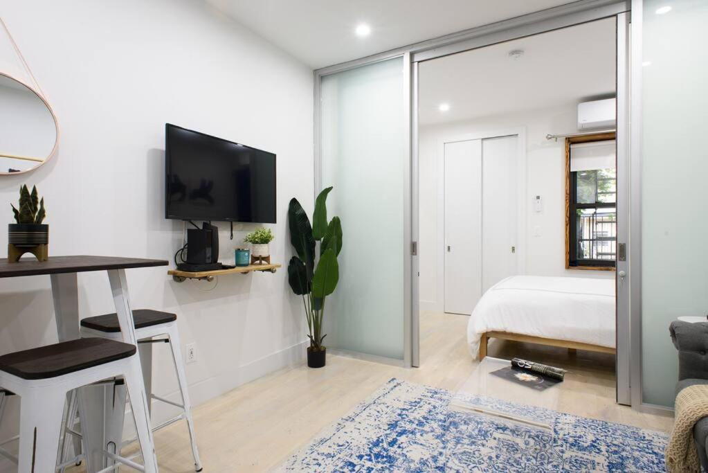 Apartment photo 2