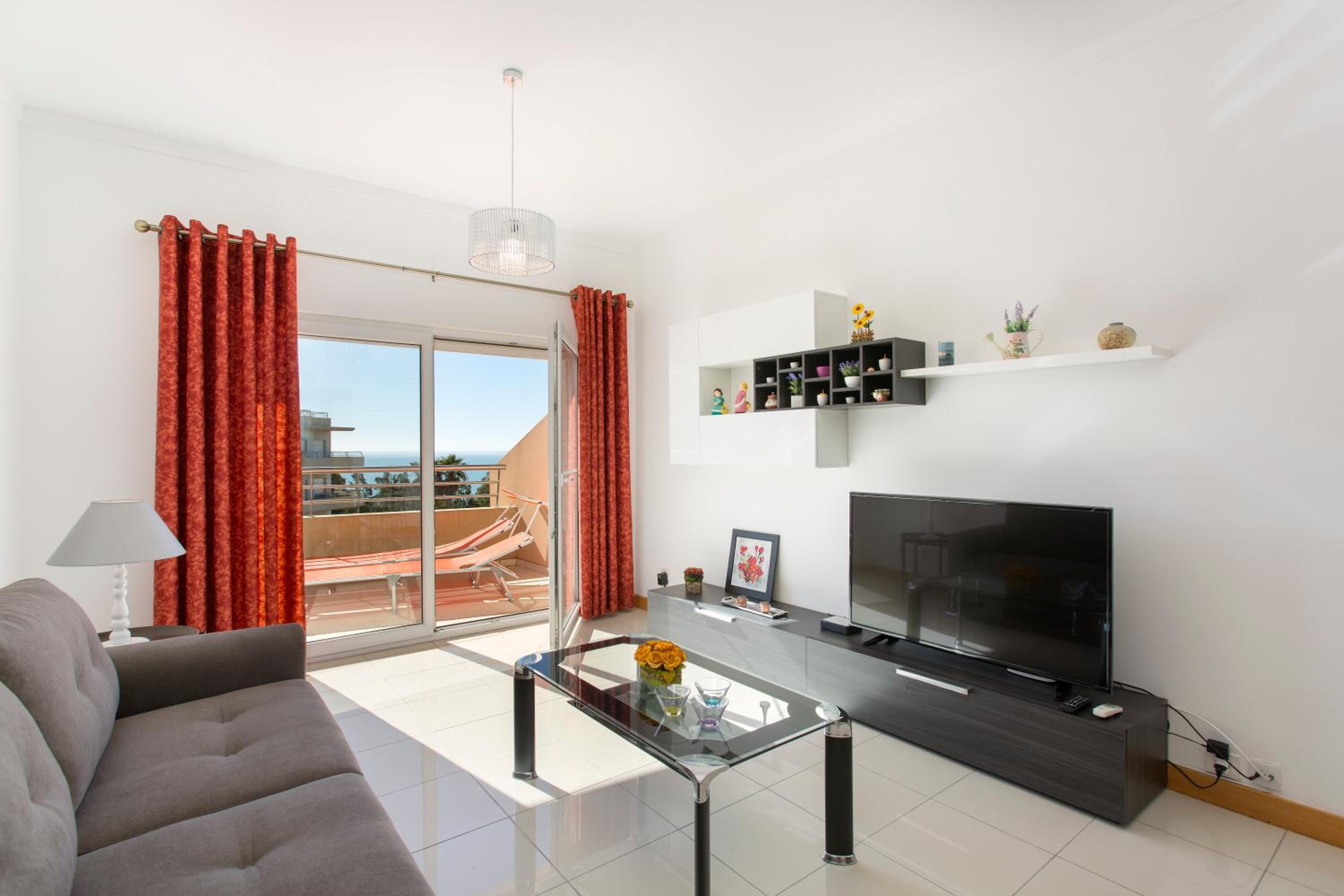 One-Bedroom Apartment with Balcony and Sea View