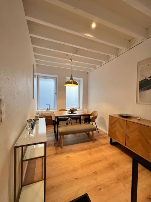 One-Bedroom Apartment photo 3
