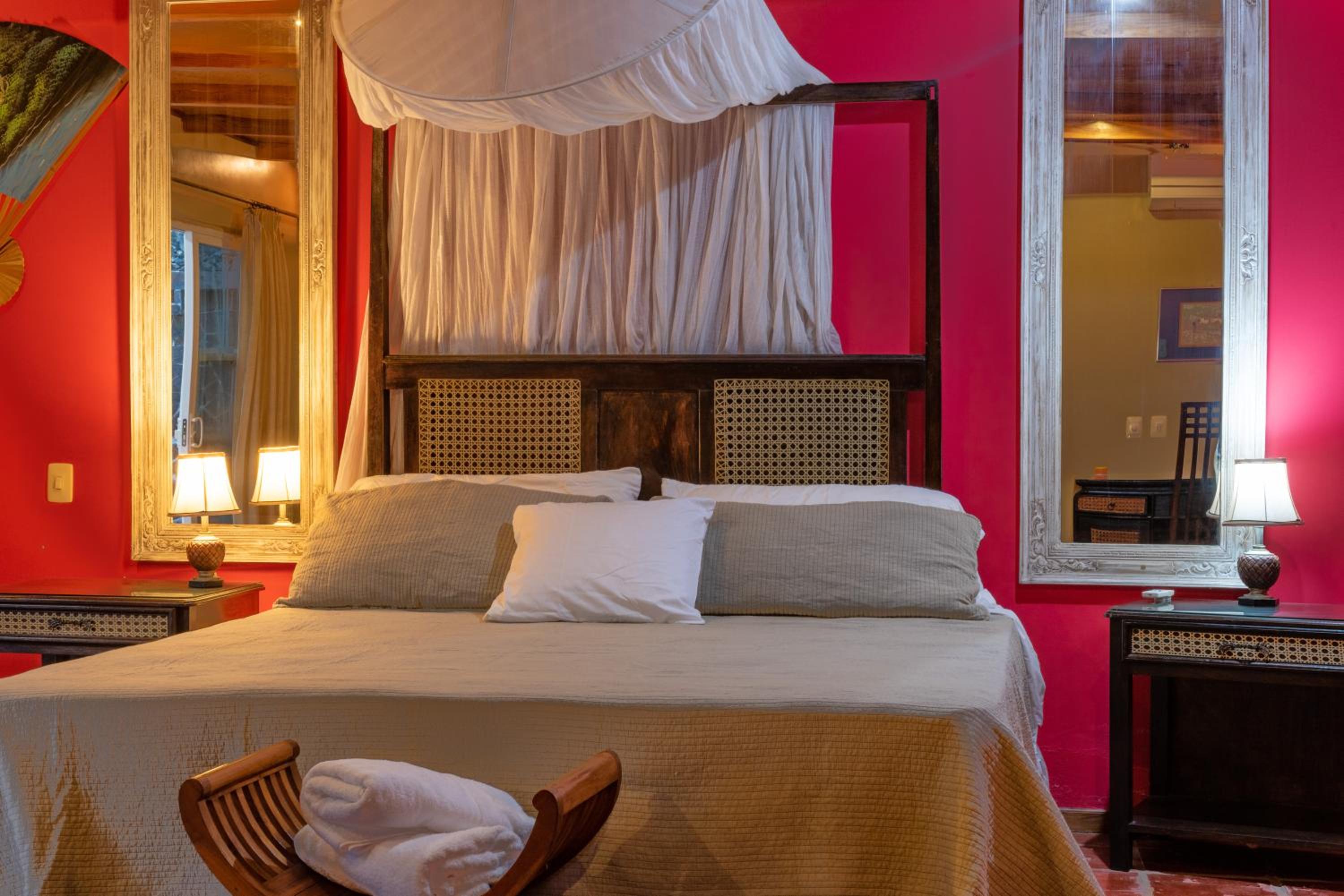 Superior King Suite