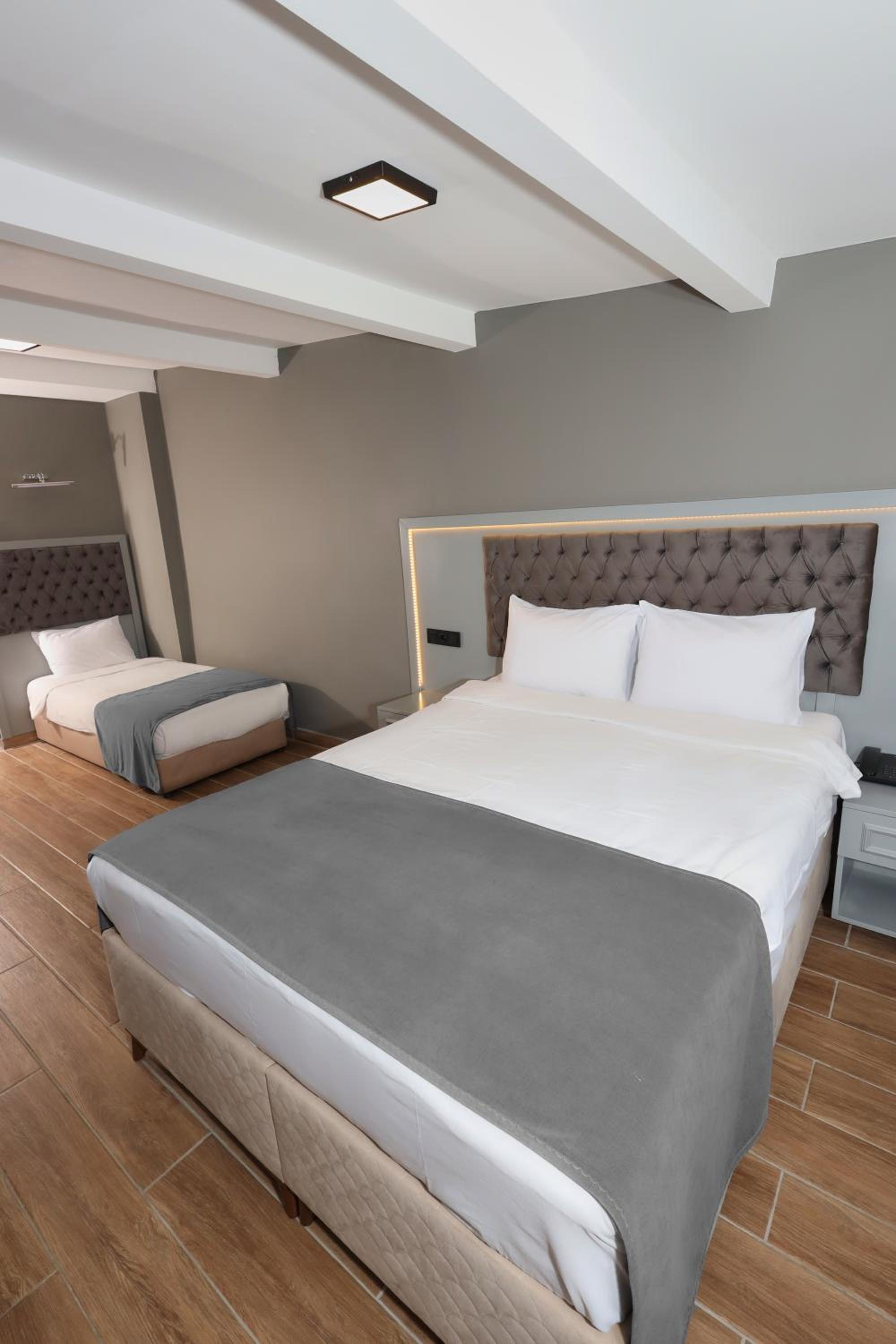 Triple Room photo 2