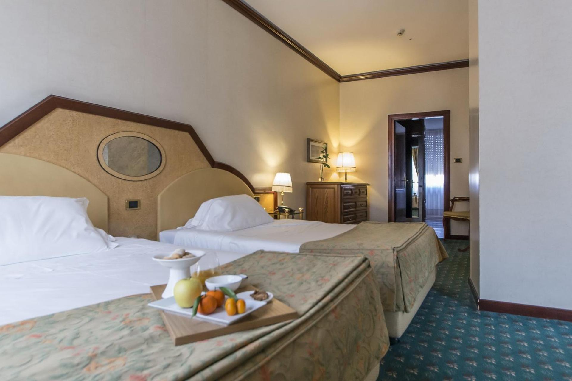 Superior Twin Room - Photo 5