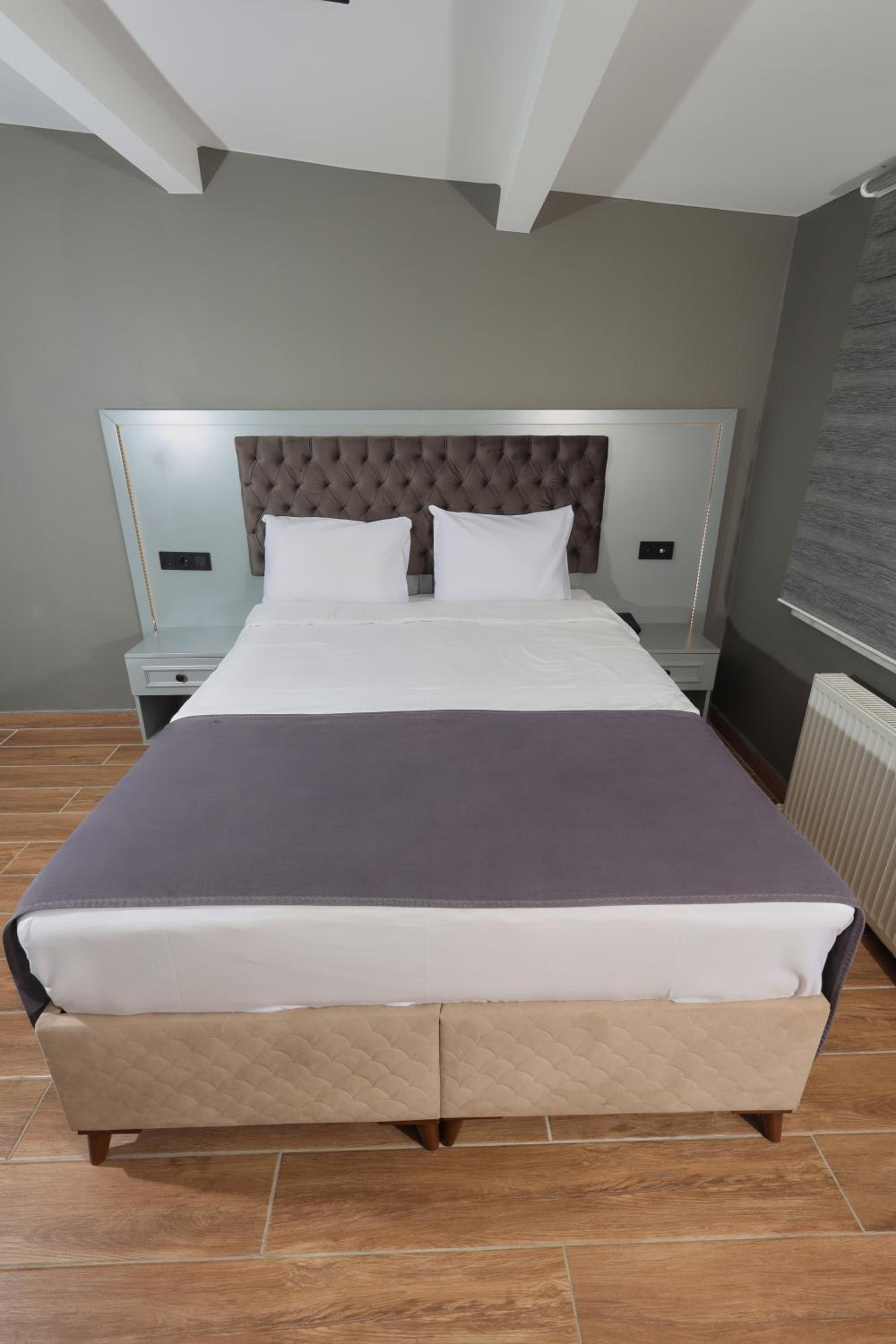 Economy Double Room photo 1