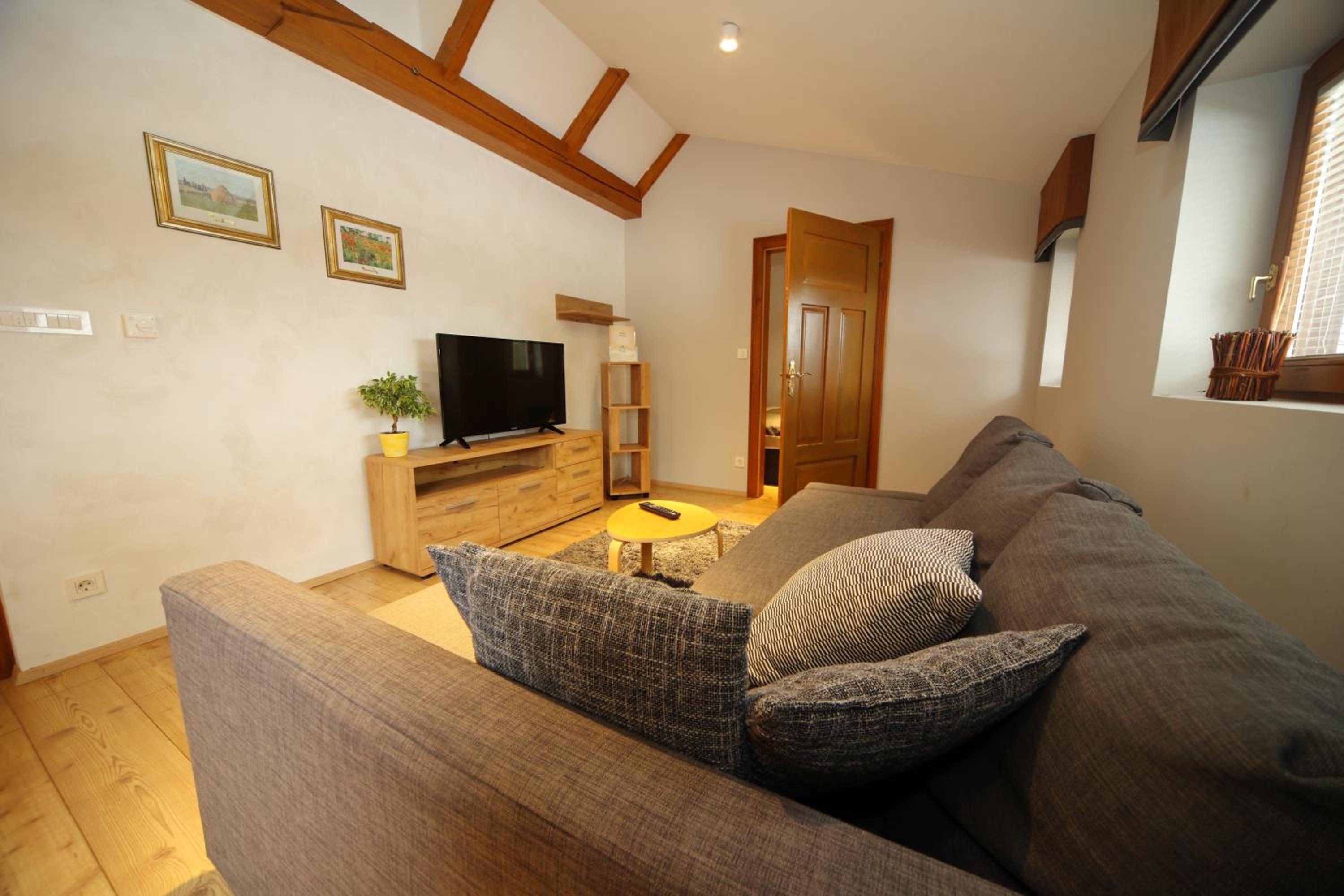 Family Apartment with Terrace photo 2
