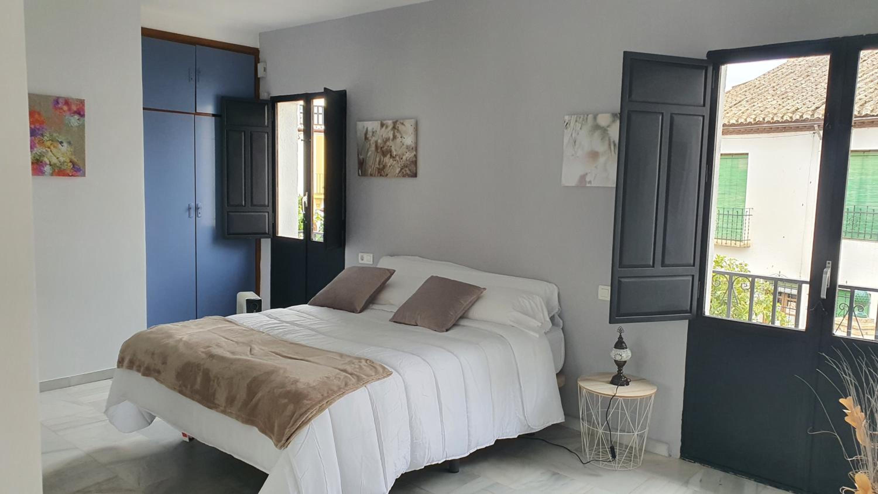 Apartamento con Balcón