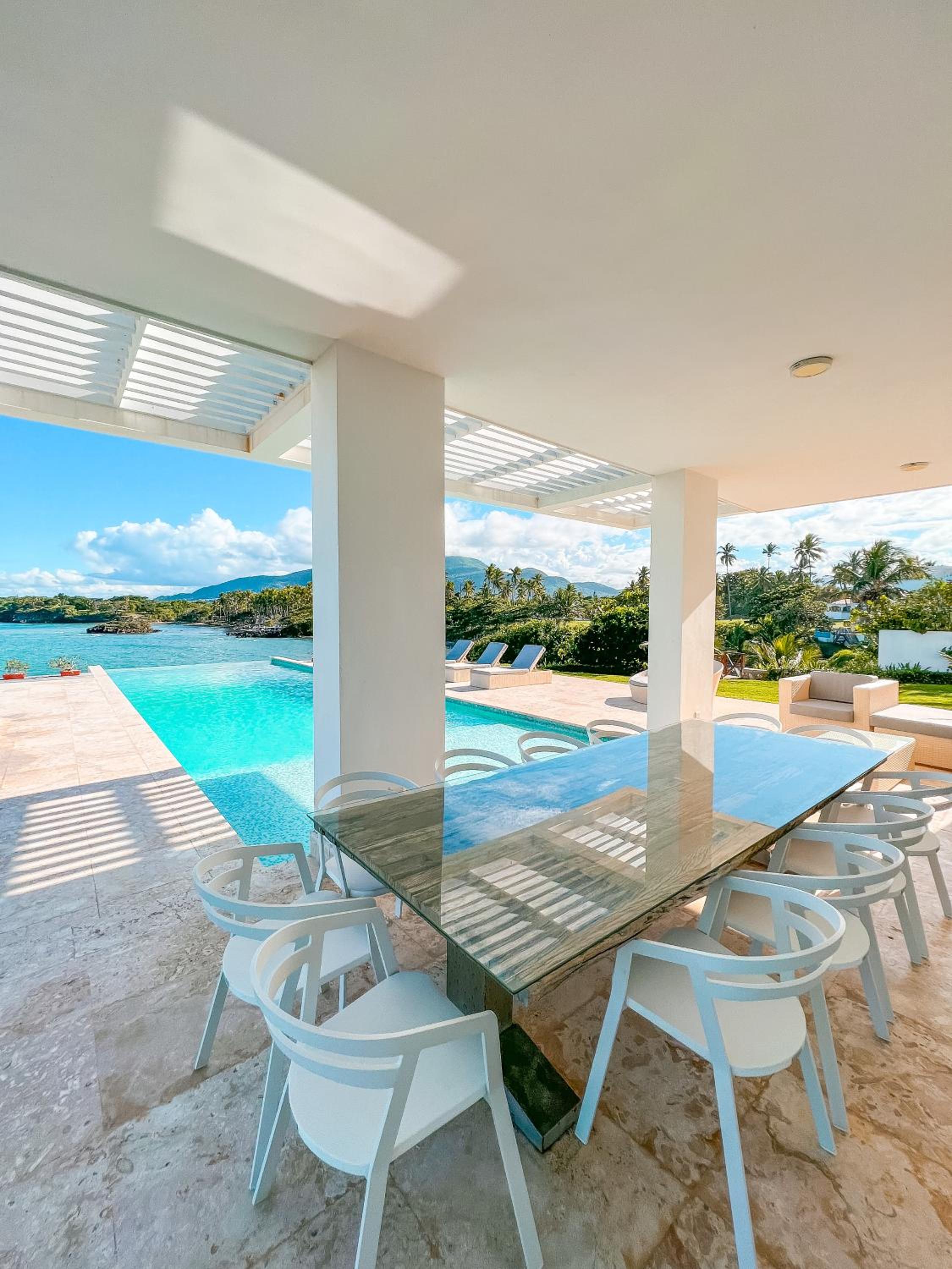 Pearl Six Bedroom Villa - Photo 13