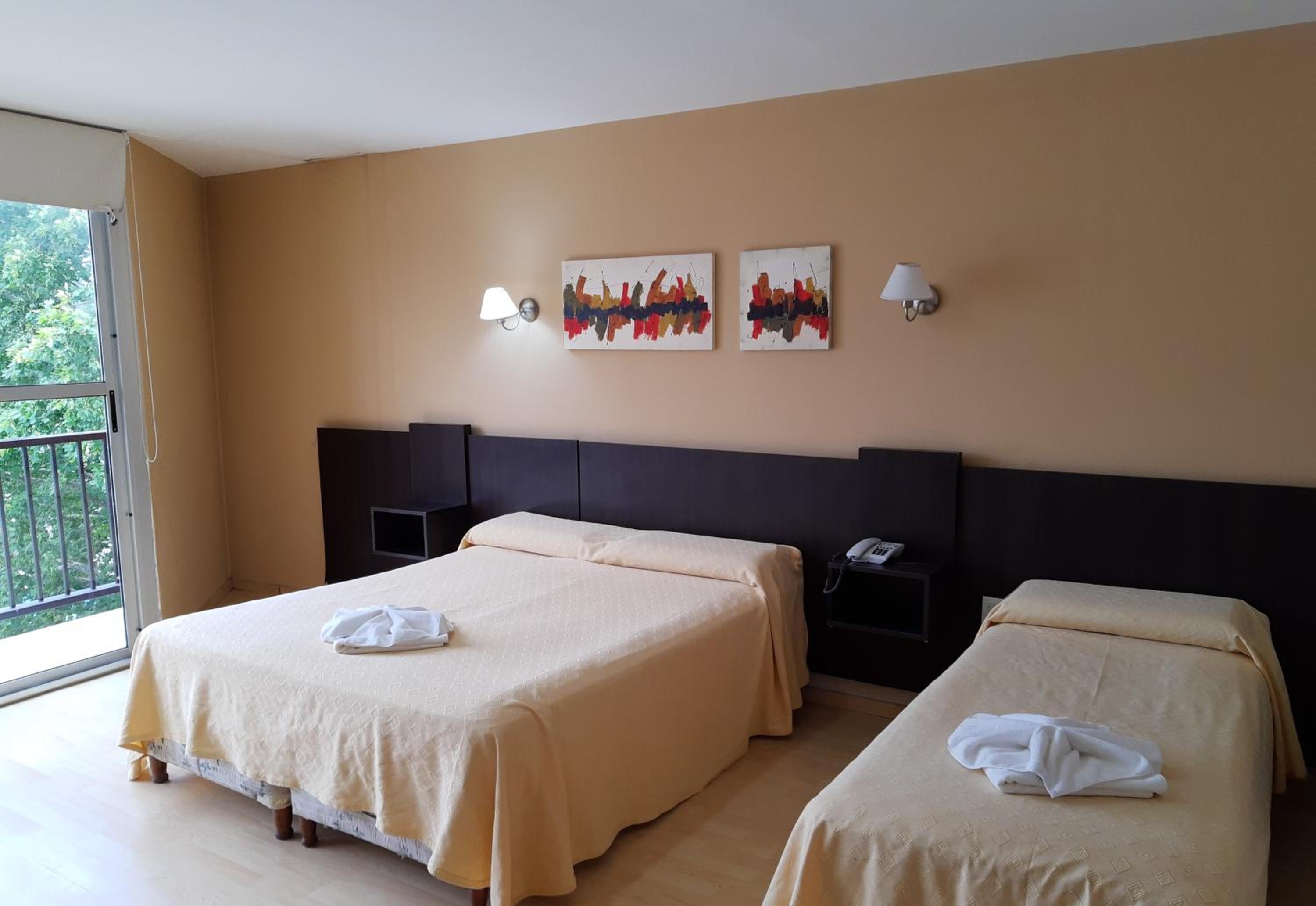 Superior Triple Room