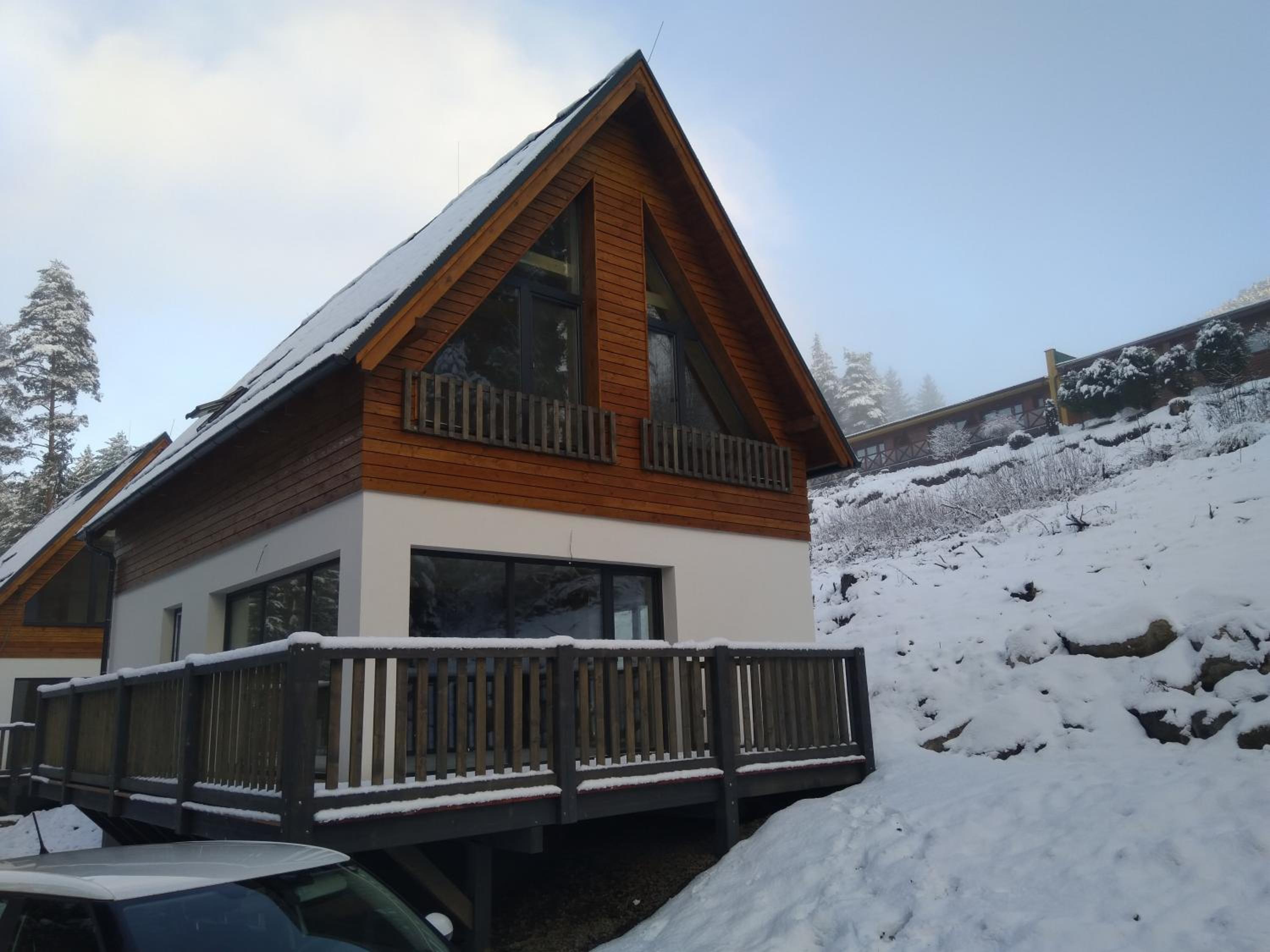 Three-Bedroom Chalet photo 2