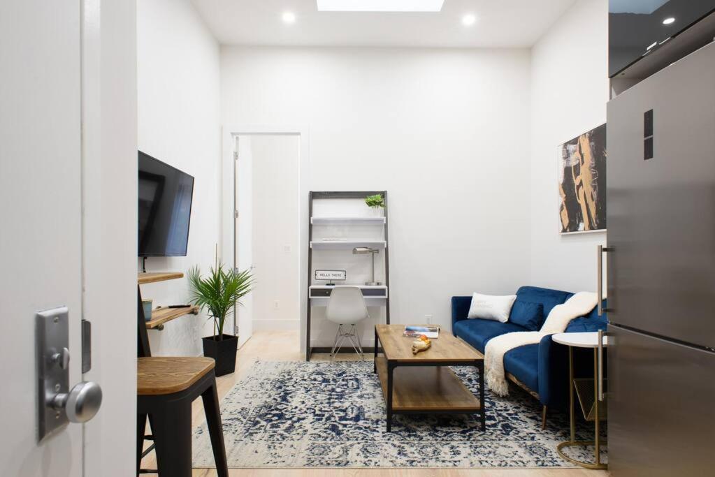 Apartment photo 1