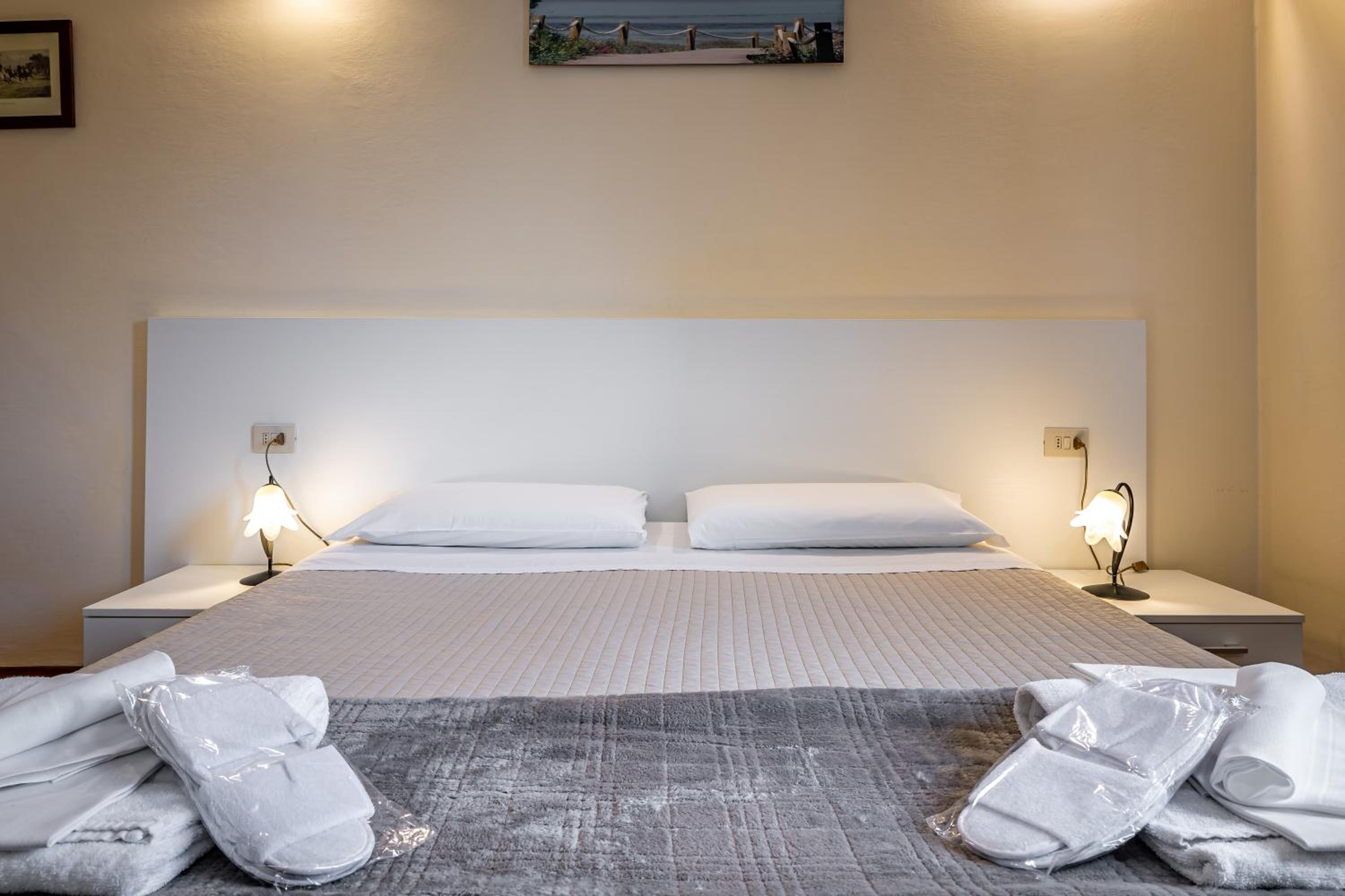Standard Double Room photo 1