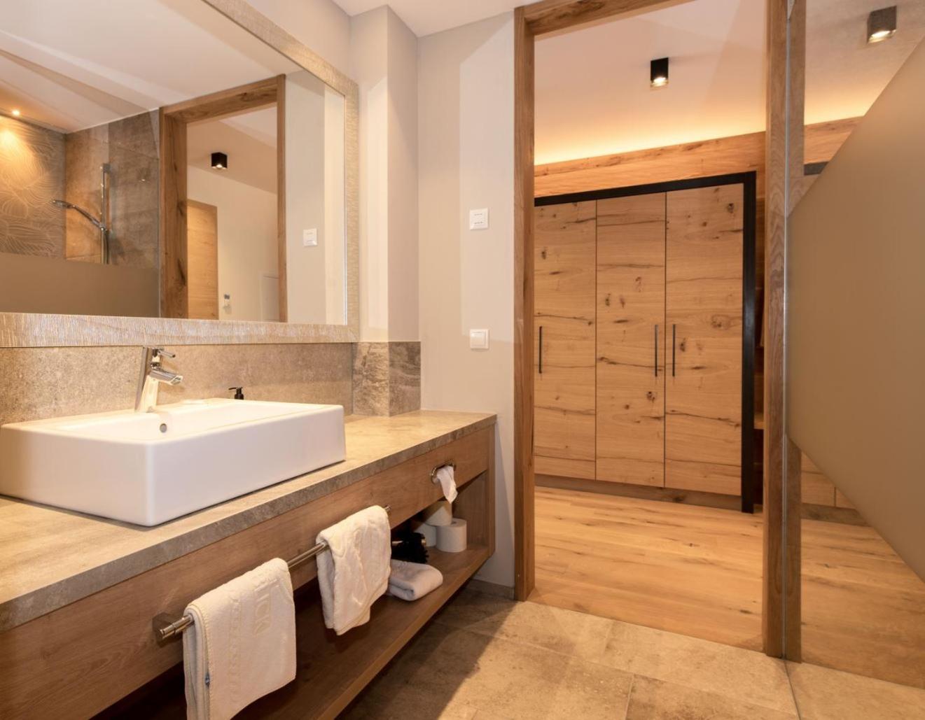 Superior Double or Twin Room with Terrace photo 3