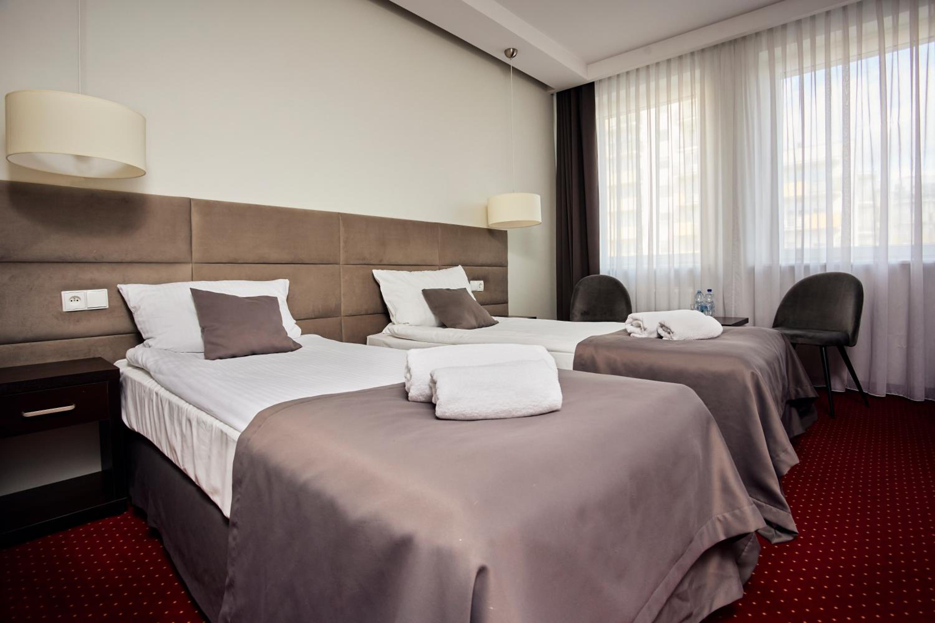Superior Twin Room - Photo 1