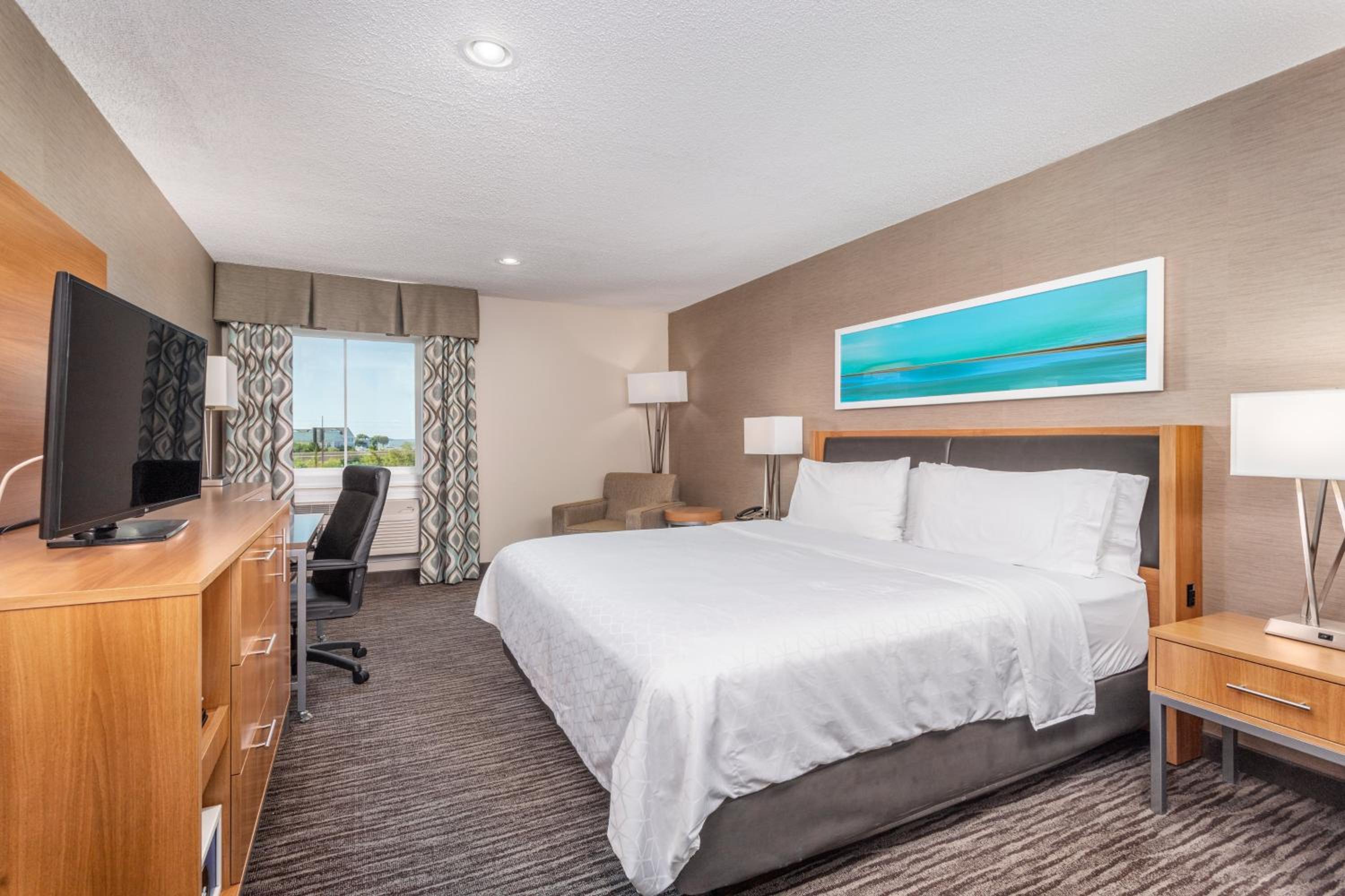 Standard King Room - Photo 3