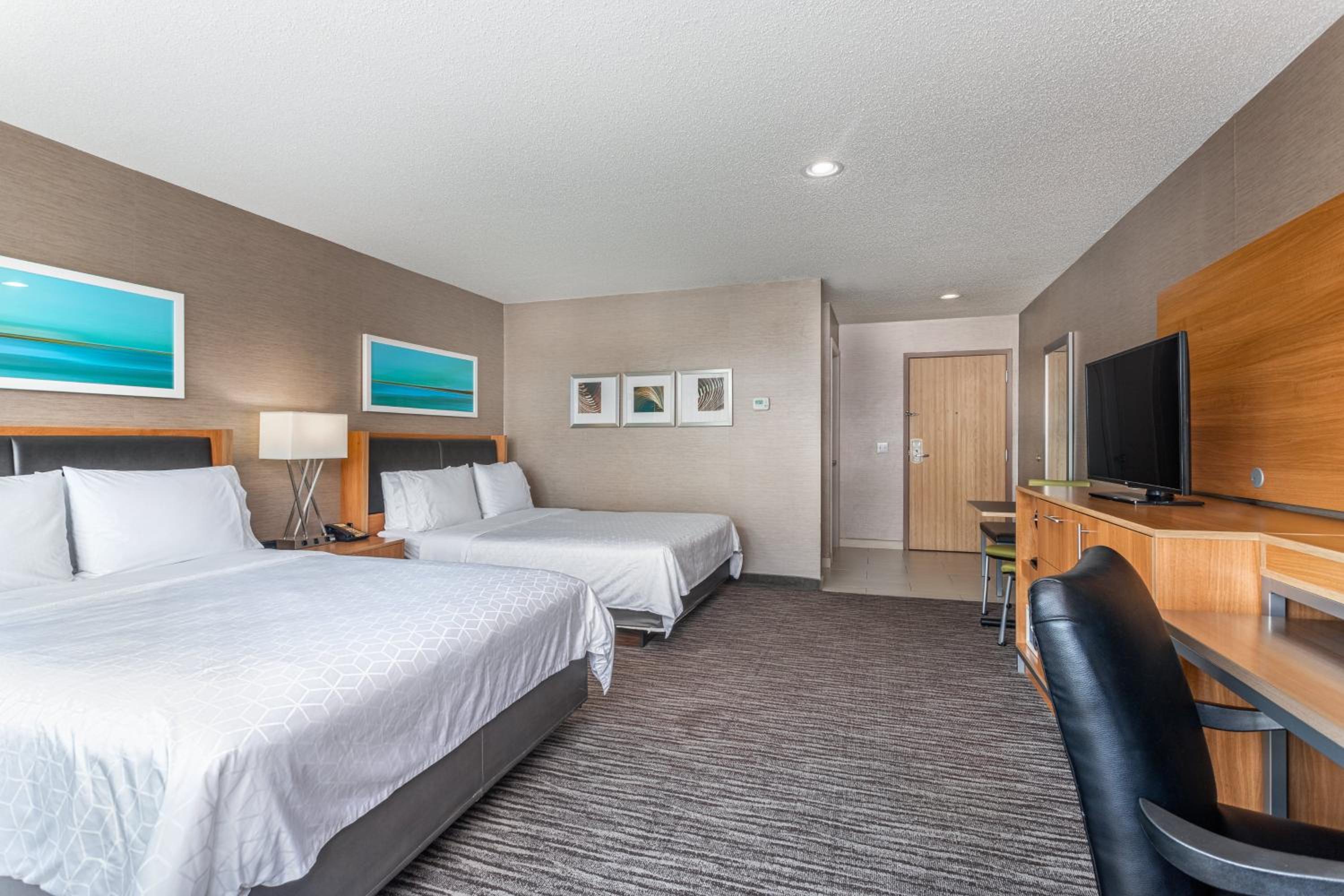One-Bedroom Suite with Two Queen Beds - Photo 3