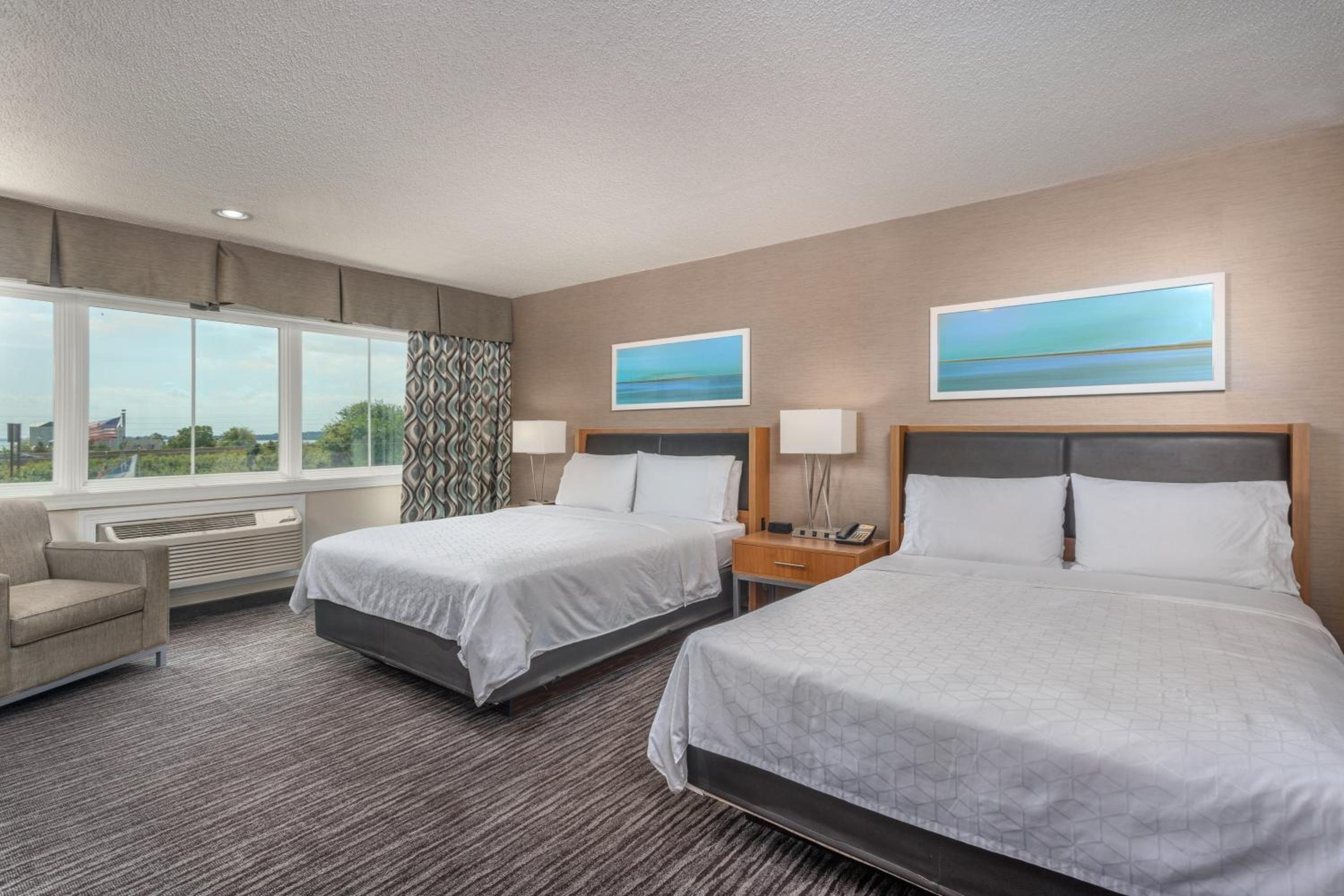 One-Bedroom Suite with Two Queen Beds - Photo 1