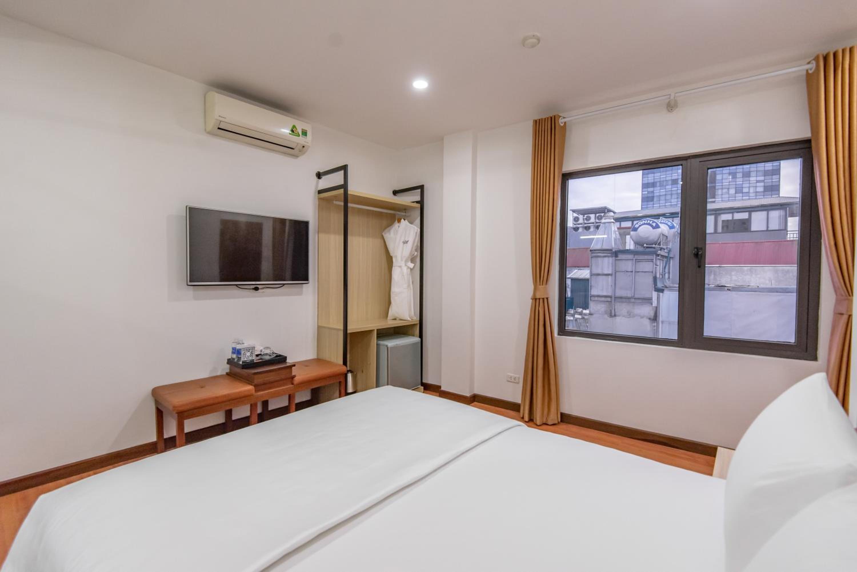 Superior King Room