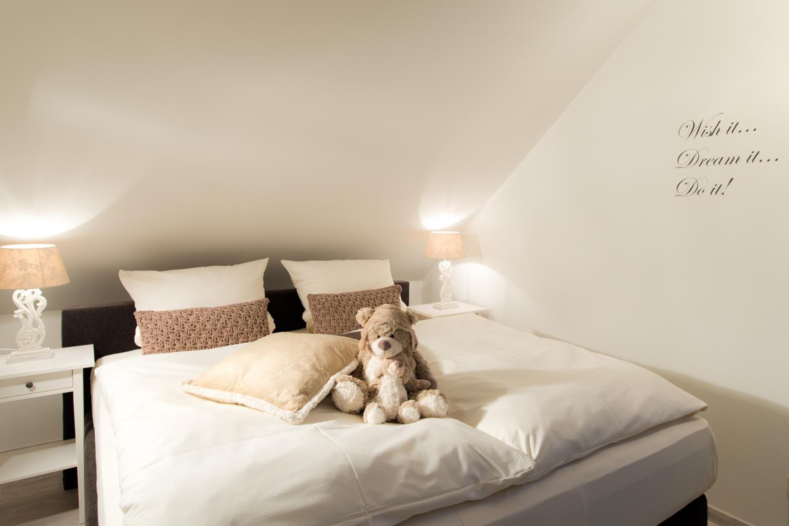 Deluxe Apartment (5 Adults) photo 3