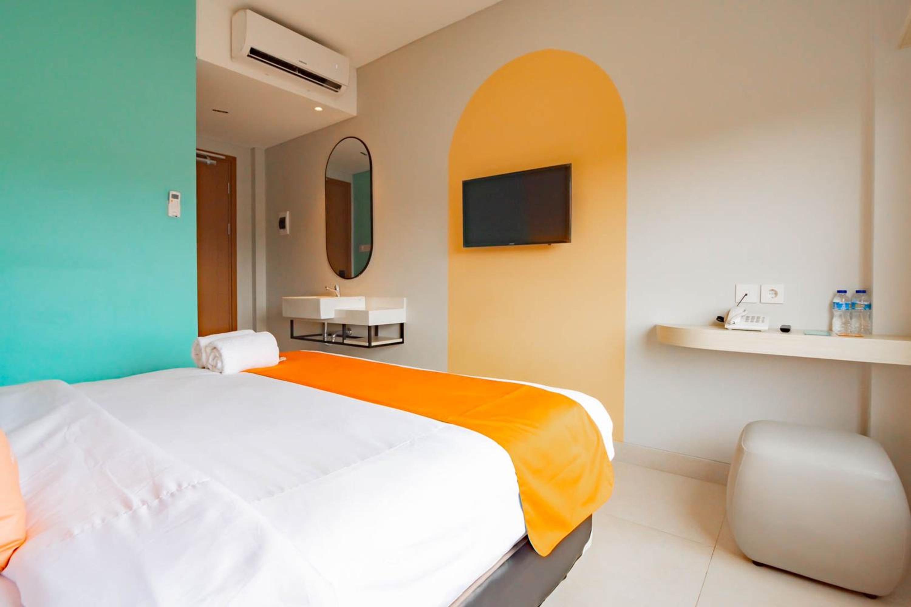 Deluxe Room - Photo 7