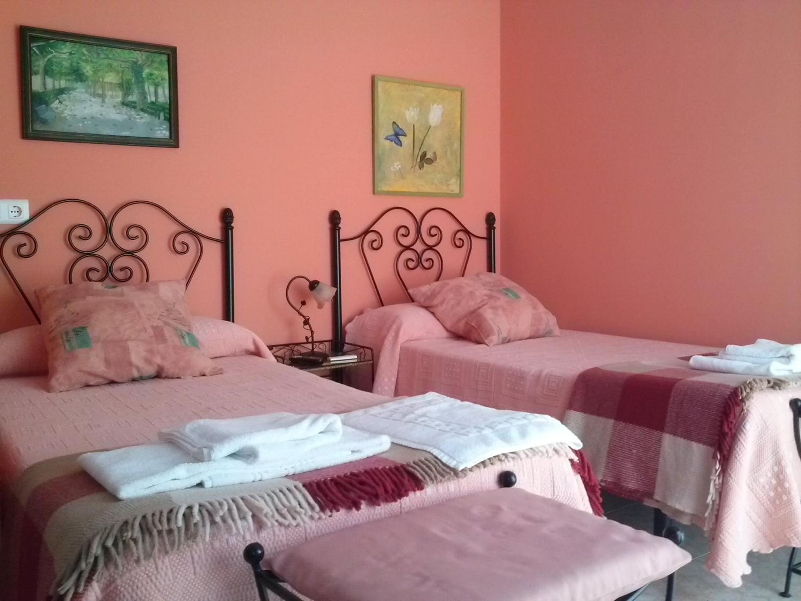 Dos habitaciones dobles conectadas (4 adultos)