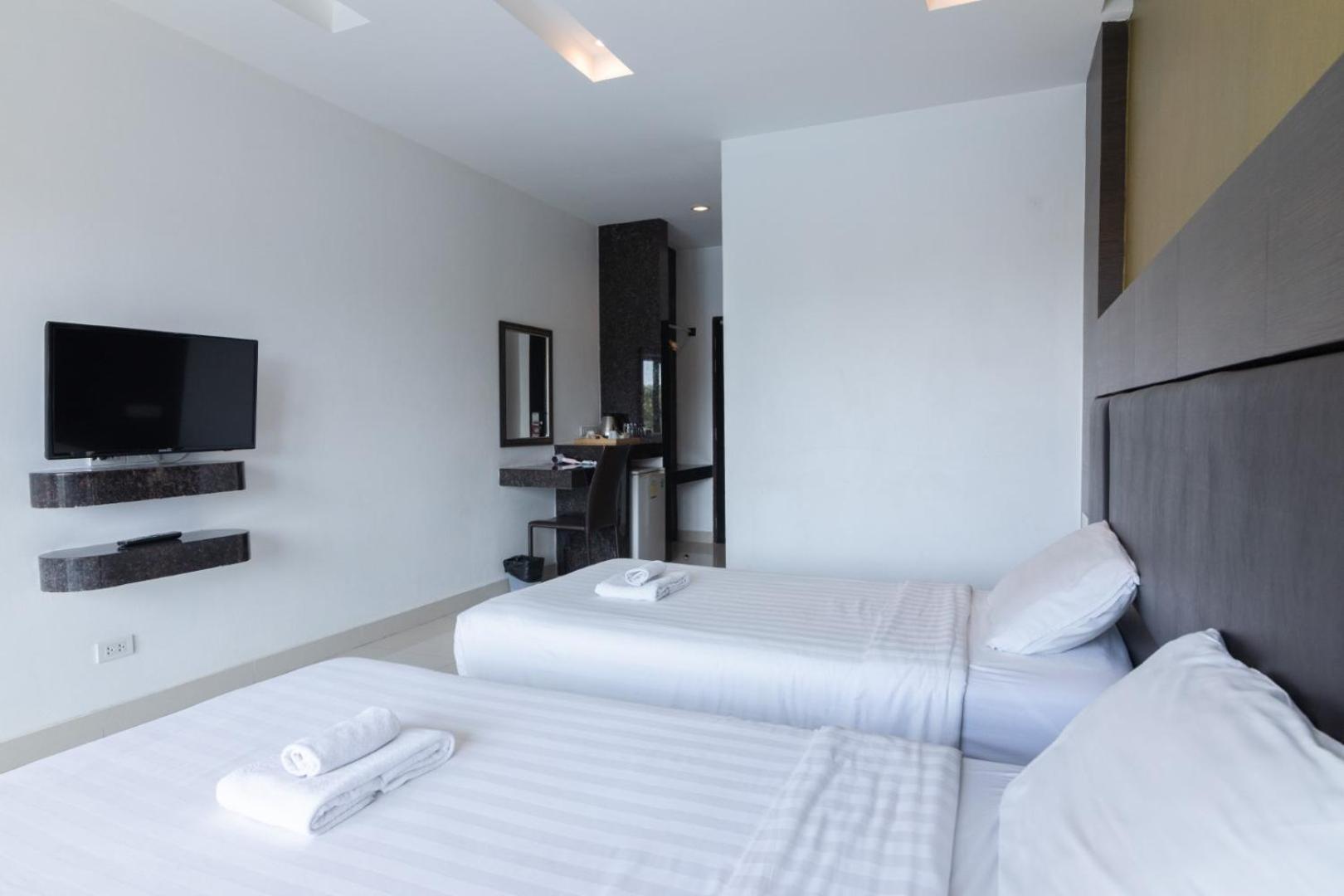 Superior Twin Room photo 2