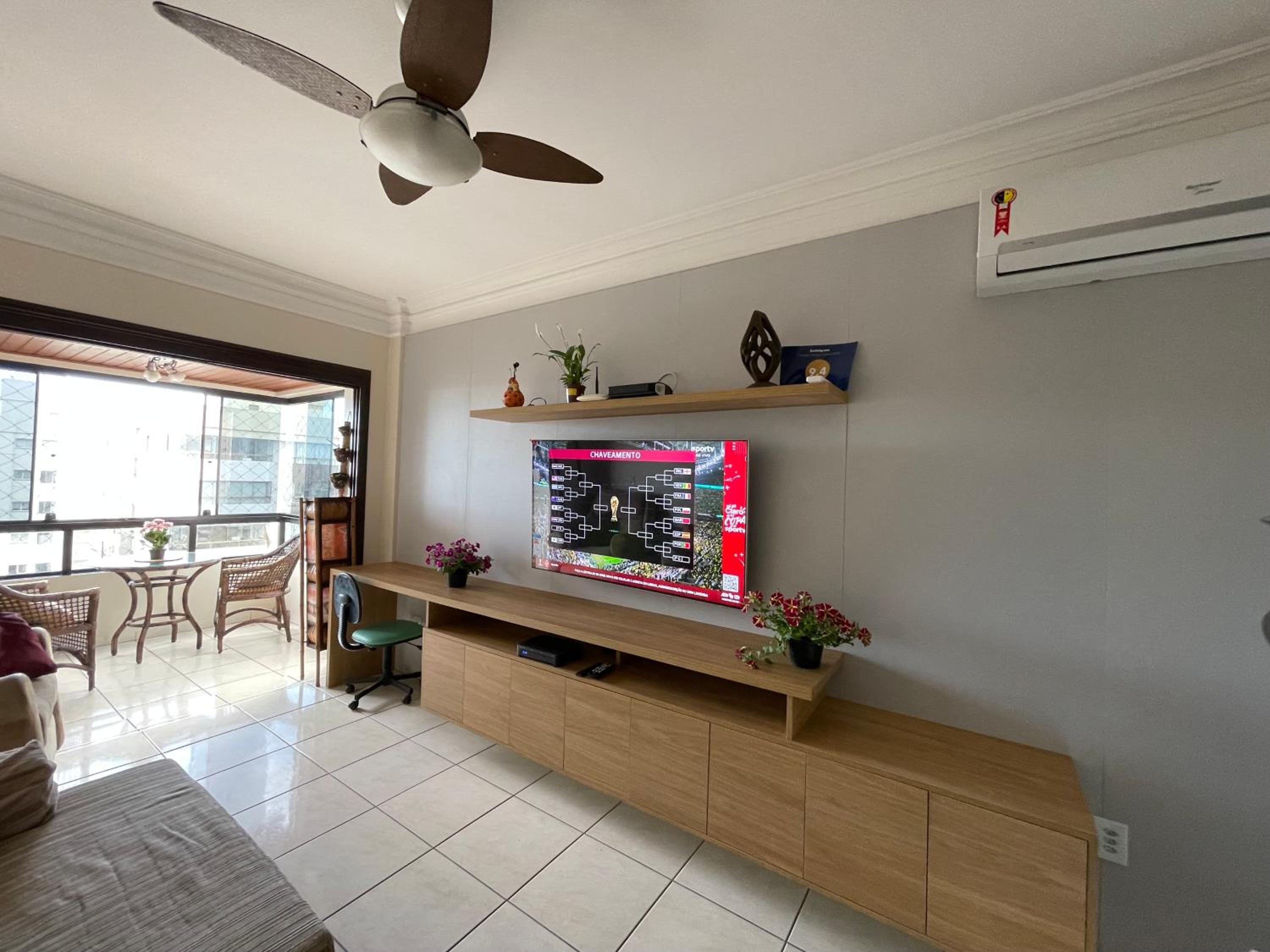 Apartment with Mountain View photo 2