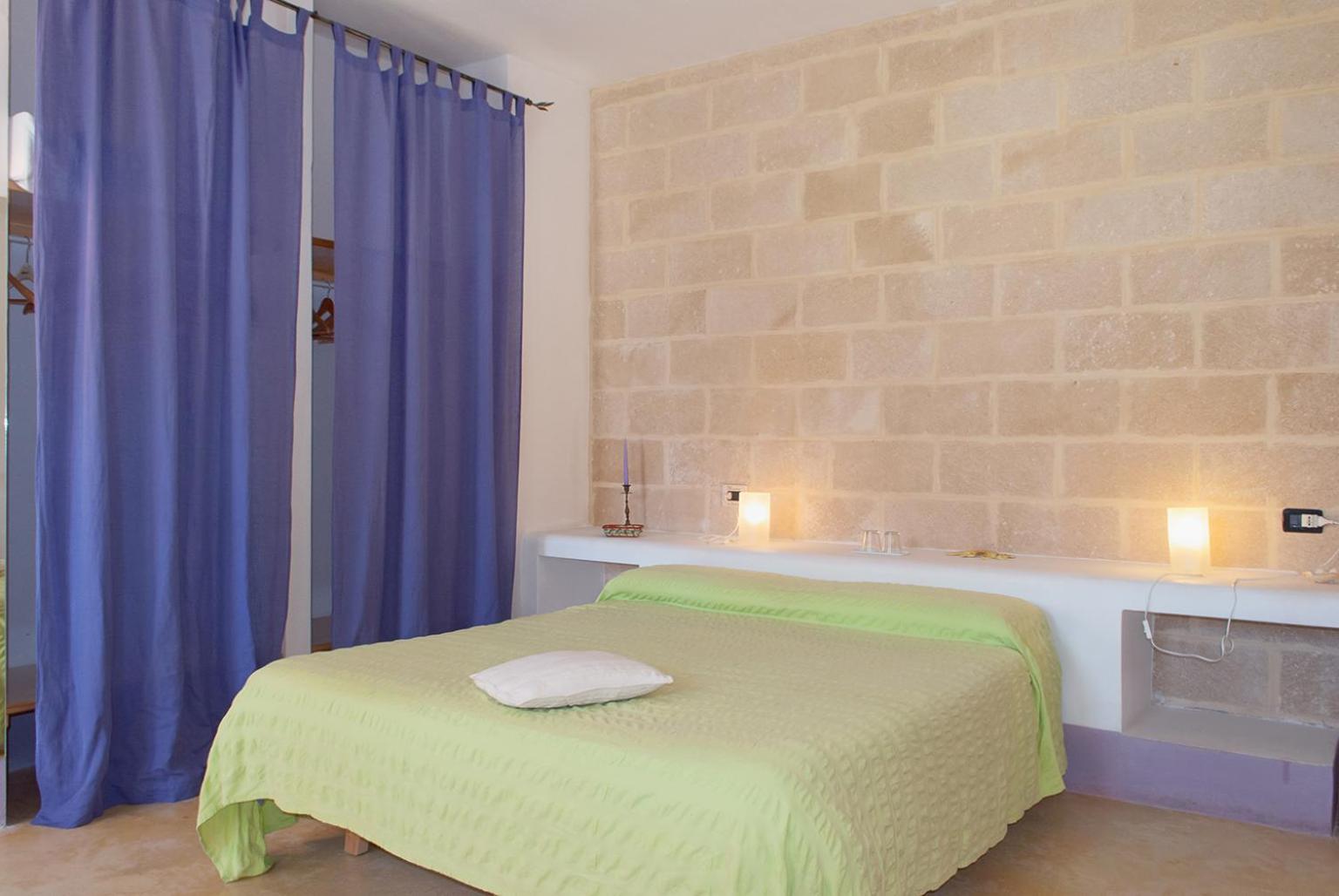 Large Double or Twin Room photo 1