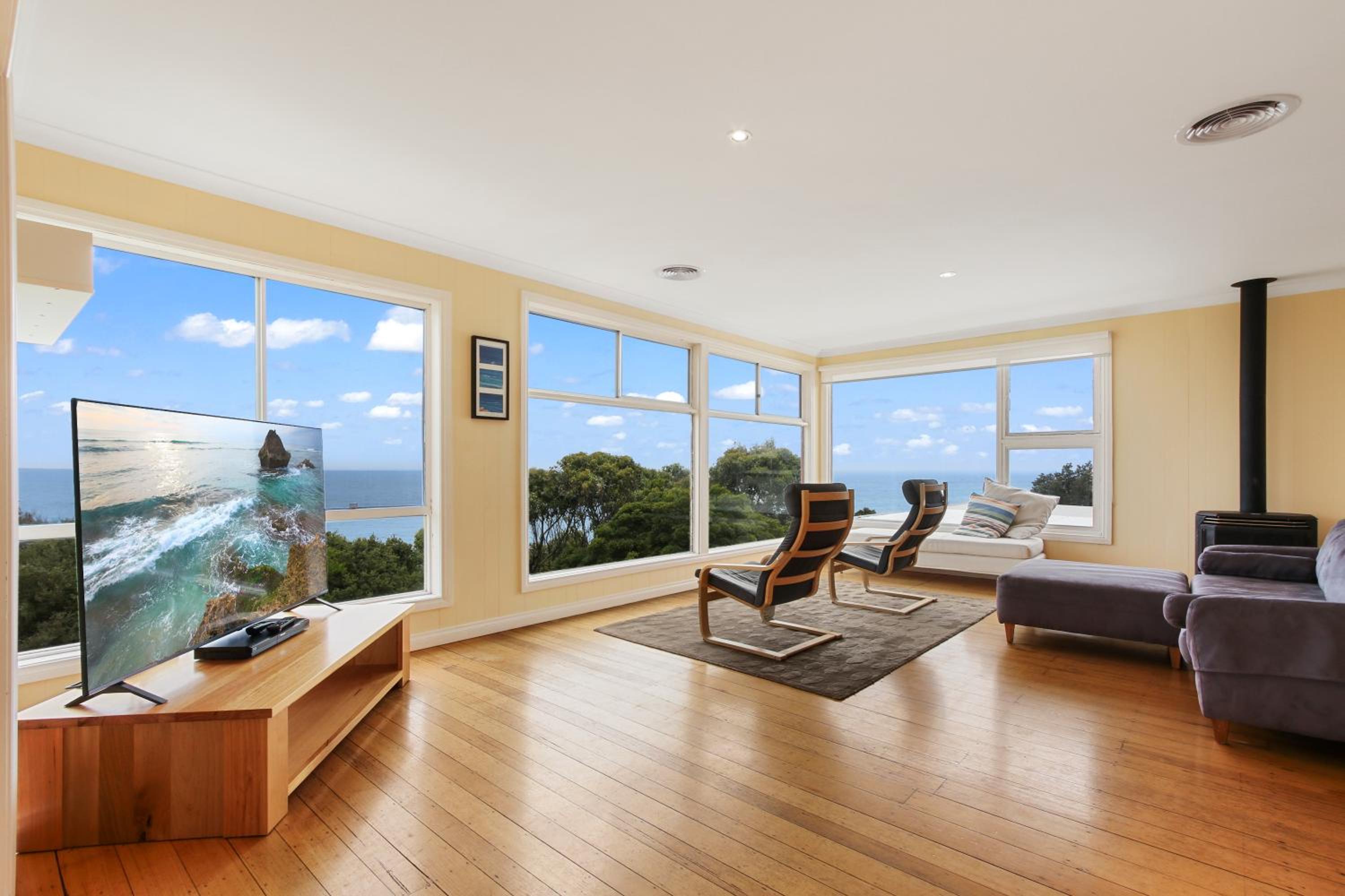 Lake Tyers Beach House photo 2